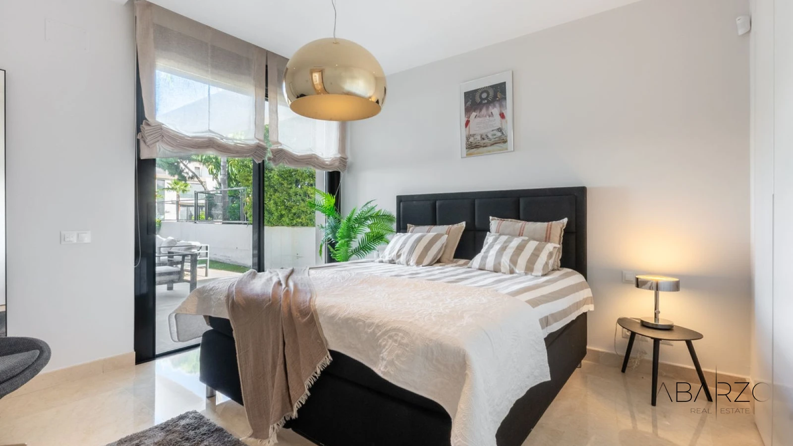 Spacious 3-Bedroom Ground Floor Apartment with Garden in Cabopino — interior, Marbella East, Marbella (31 of 48)