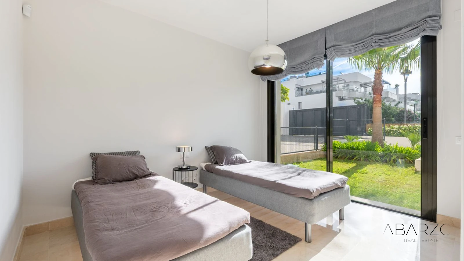 Spacious 3-Bedroom Ground Floor Apartment with Garden in Cabopino — interior, Marbella East, Marbella (34 of 48)