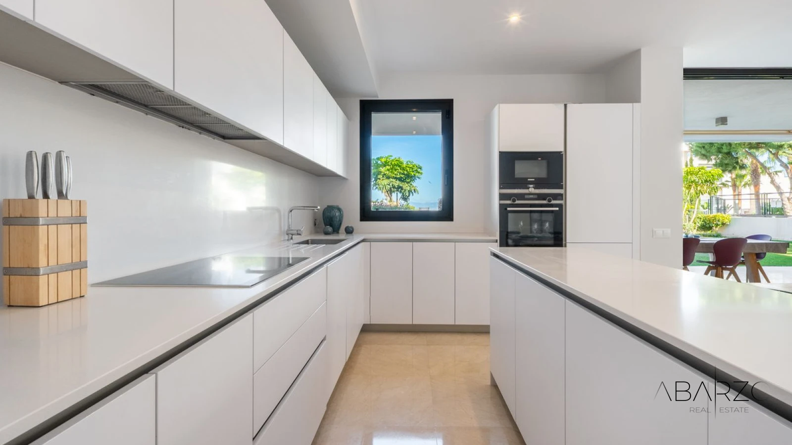 Spacious 3-Bedroom Ground Floor Apartment with Garden in Cabopino — interior, Marbella East, Marbella (20 of 48)