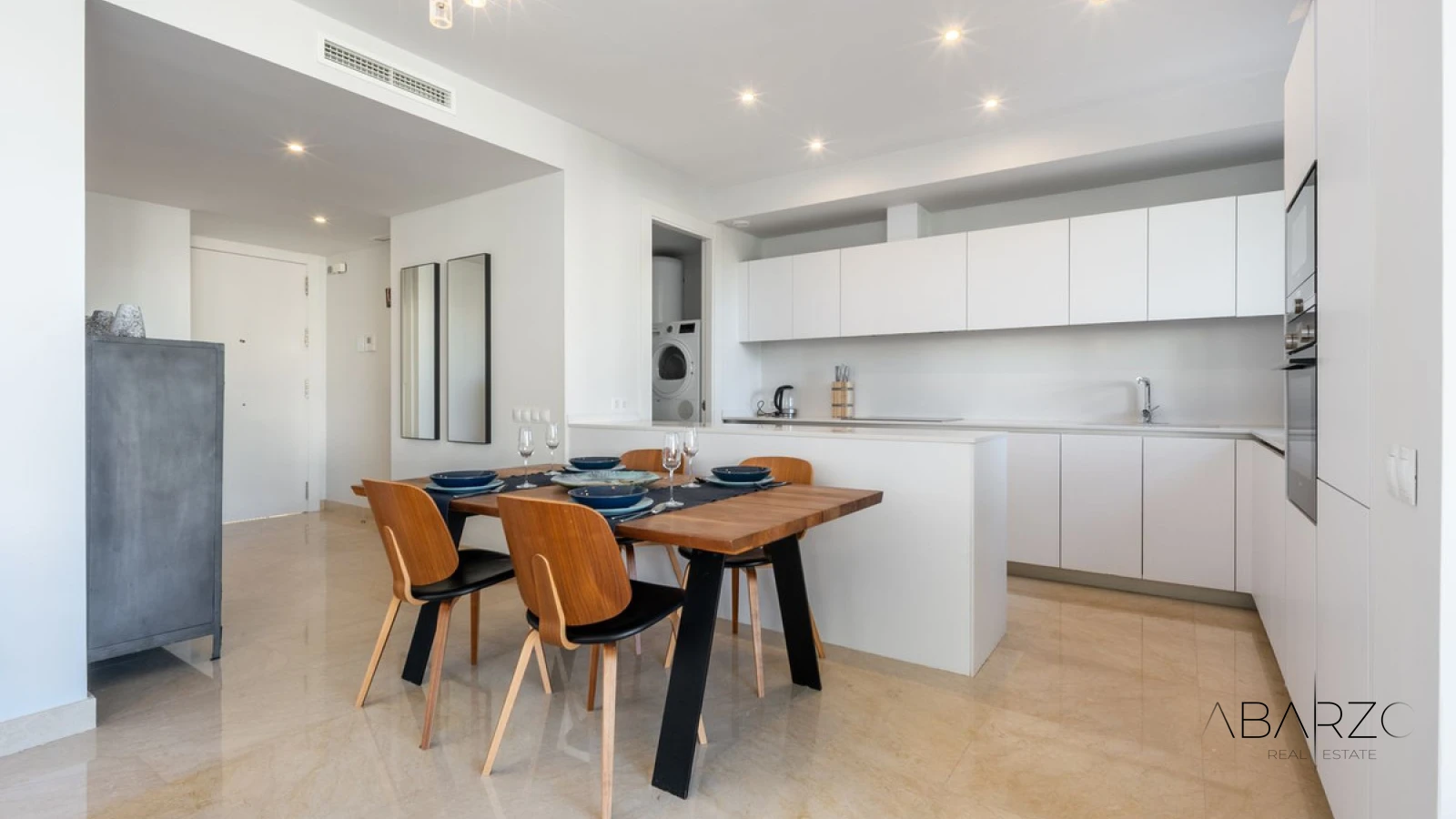 Spacious 3-Bedroom Ground Floor Apartment with Garden in Cabopino — interior, Marbella East, Marbella (10 of 48)