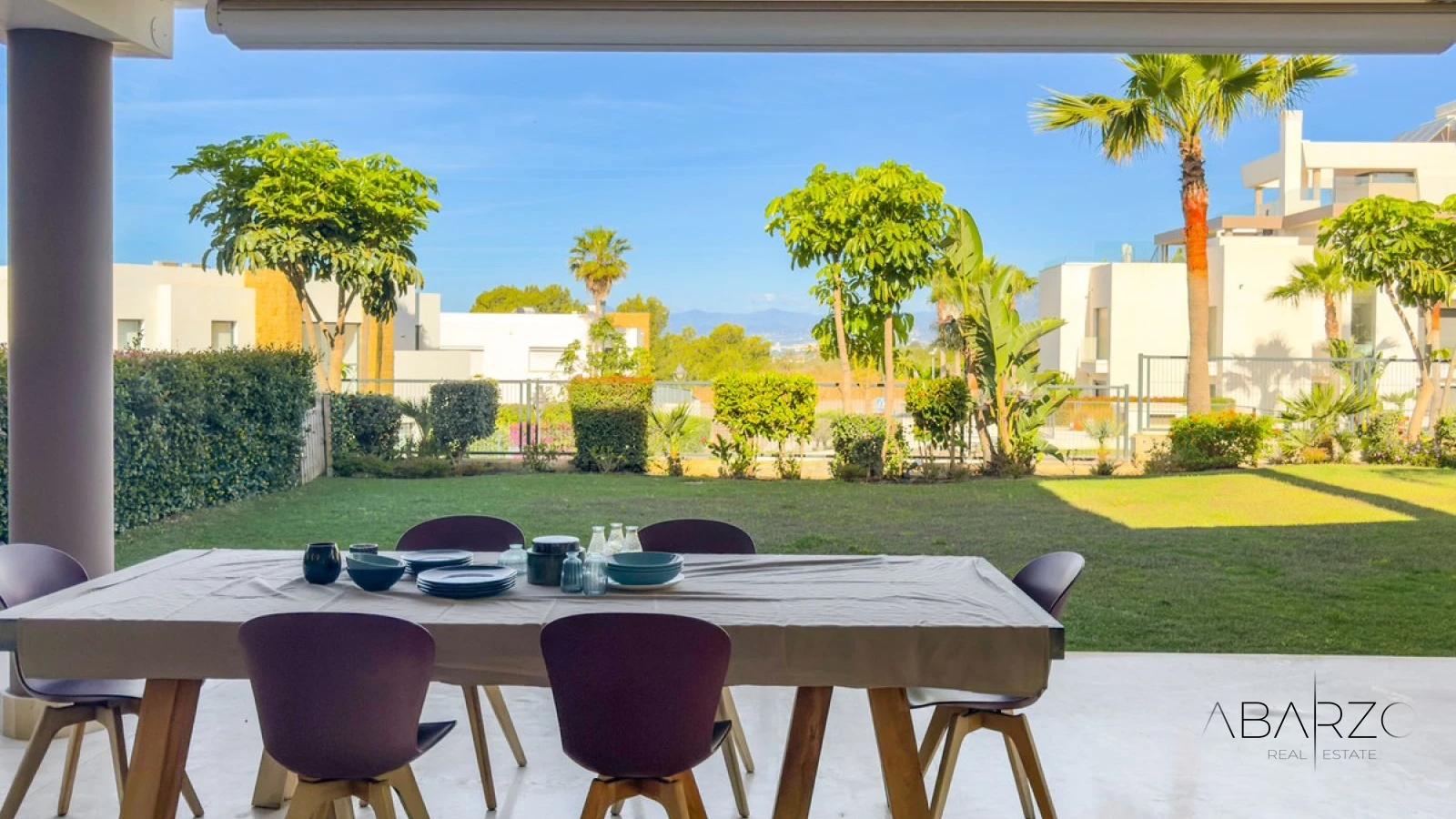 Spacious 3-Bedroom Ground Floor Apartment with Garden in Cabopino — interior, Marbella East, Marbella (5 of 48)