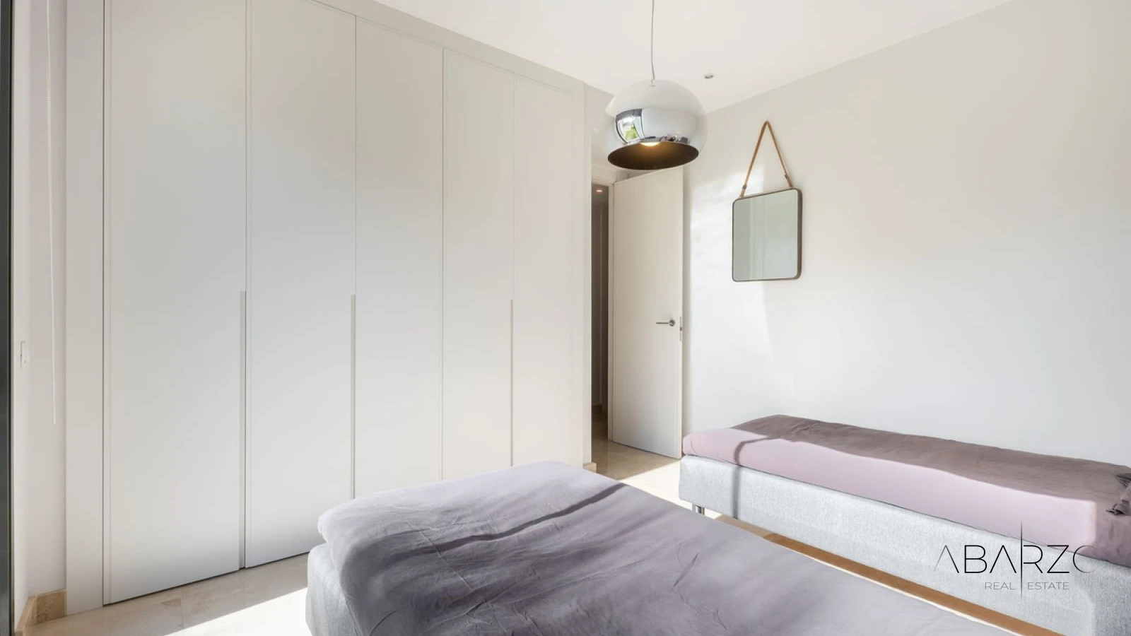Spacious 3-Bedroom Ground Floor Apartment with Garden in Cabopino — interior, Marbella East, Marbella (37 of 48)