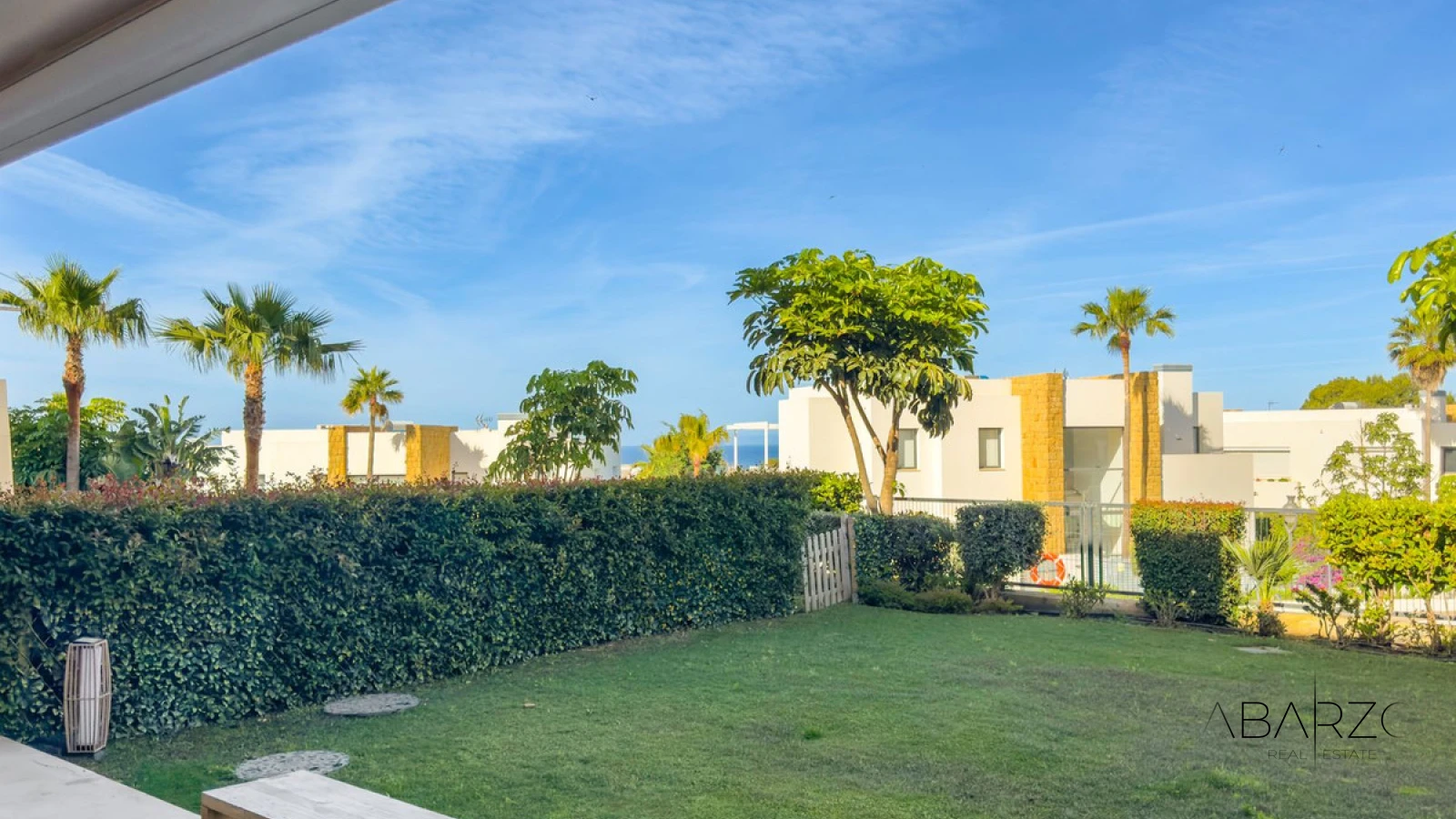 Spacious 3-Bedroom Ground Floor Apartment with Garden in Cabopino — interior, Marbella East, Marbella (48 of 48)