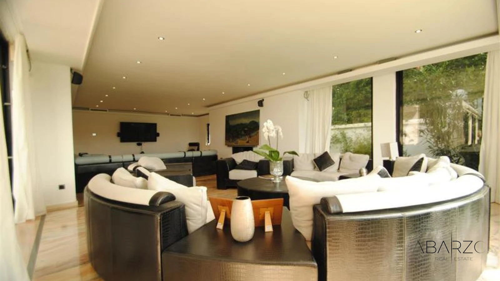 Frontline Detached Villa in Cabopino with Panoramic Sea Views and Private Pool — interior, Marbella East, Marbella (10 of 31)