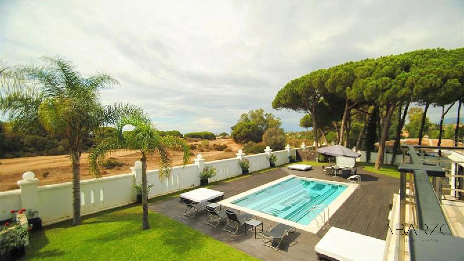 Frontline Detached Villa in Cabopino with Panoramic Sea Views and Private Pool — interior, Marbella East, Marbella (3 of 31)