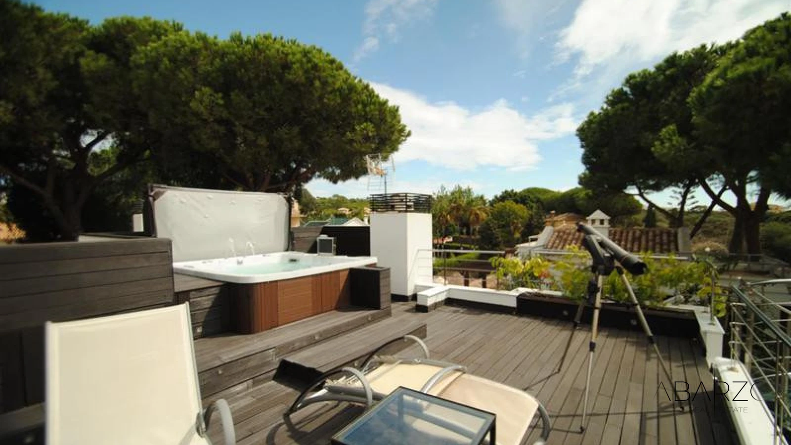 Frontline Detached Villa in Cabopino with Panoramic Sea Views and Private Pool — interior, Marbella East, Marbella (4 of 31)