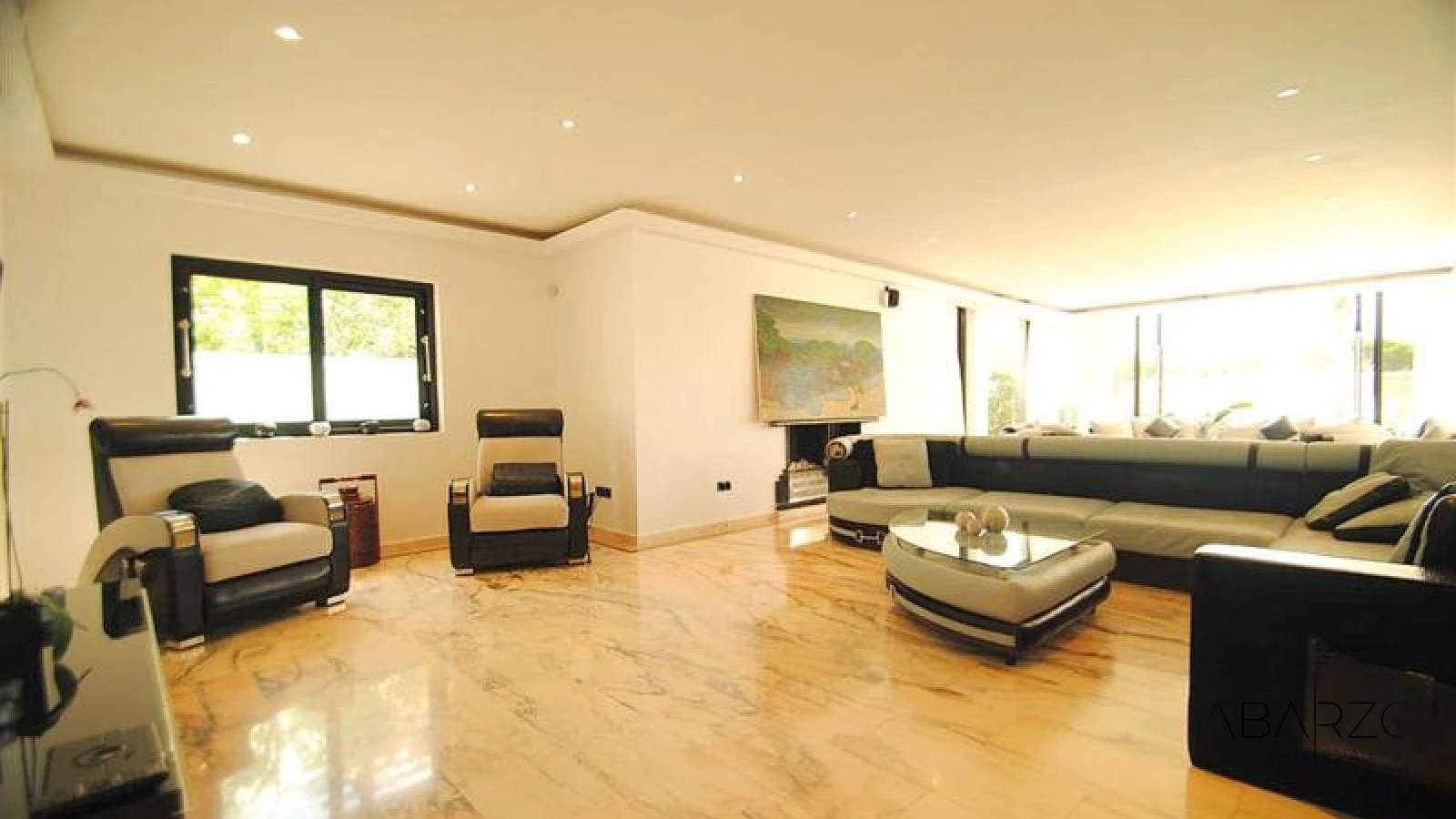 Frontline Detached Villa in Cabopino with Panoramic Sea Views and Private Pool — interior, Marbella East, Marbella (11 of 31)