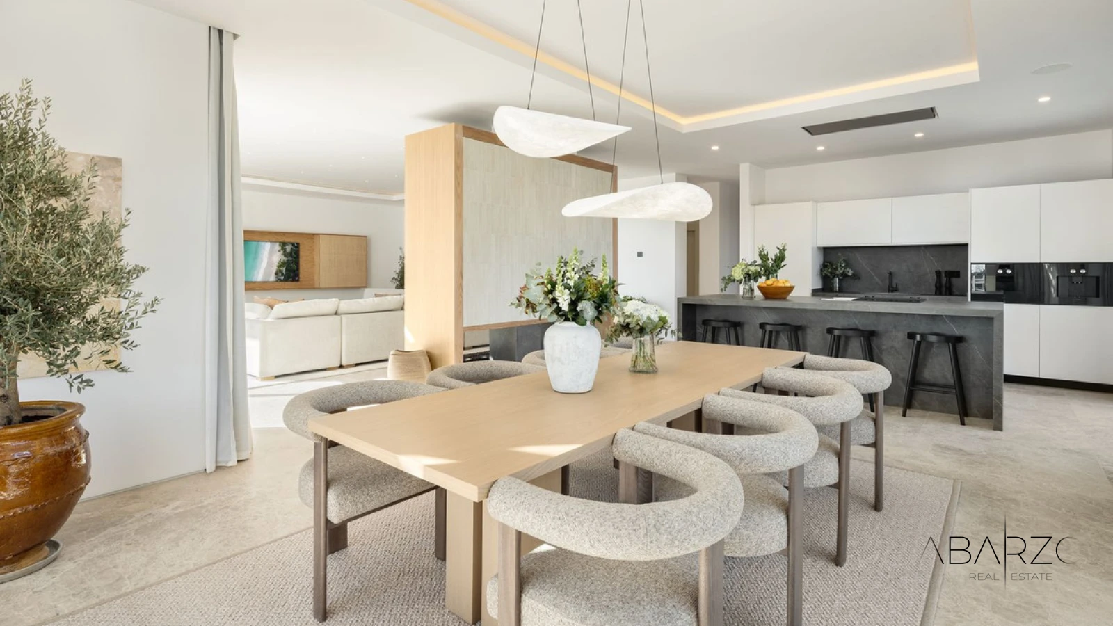 Luxury Frontline Golf Villa in Nueva Andalucía with Sea Views and Spa — interior, Nueva Andalucía, Marbella (9 of 25)