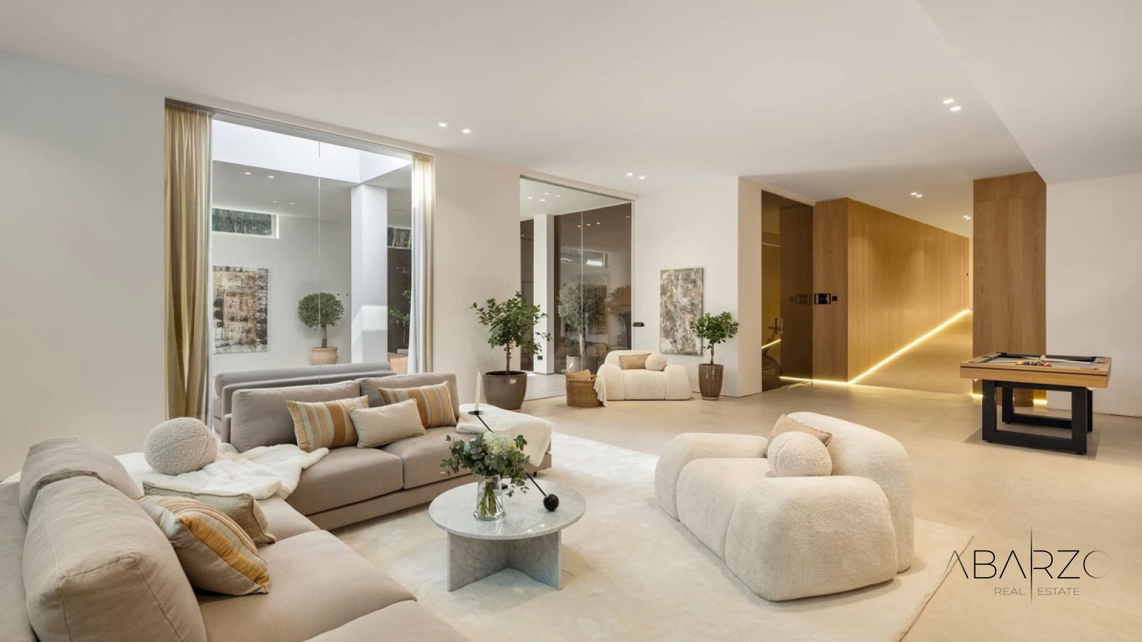 Luxury Frontline Golf Villa in Nueva Andalucía with Sea Views and Spa — interior, Nueva Andalucía, Marbella (18 of 25)