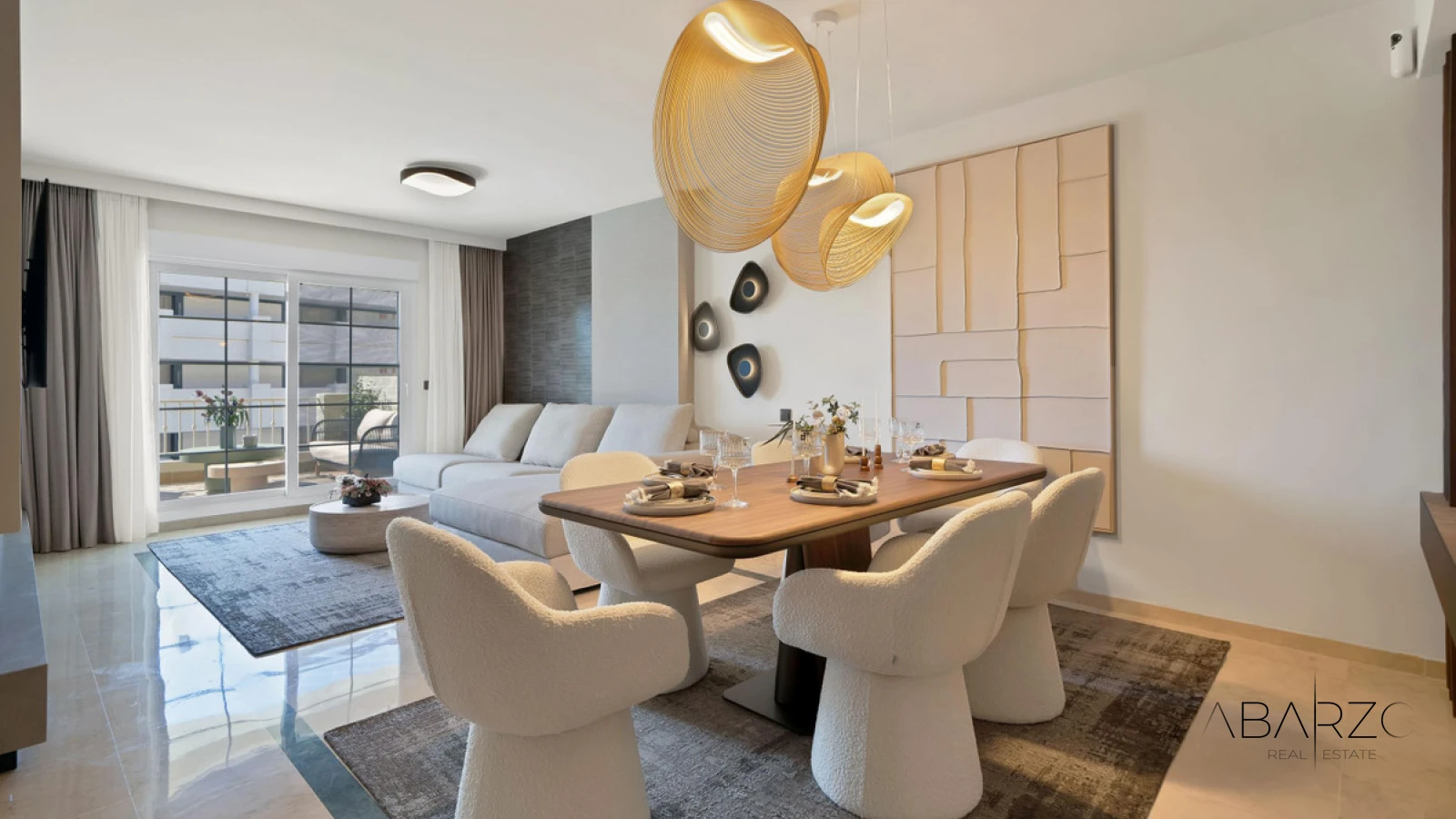 Apartamento en la Milla de Oro de Marbella con vistas al mar y aparcamiento — luxury property for sale in Golden Mile, Marbella
