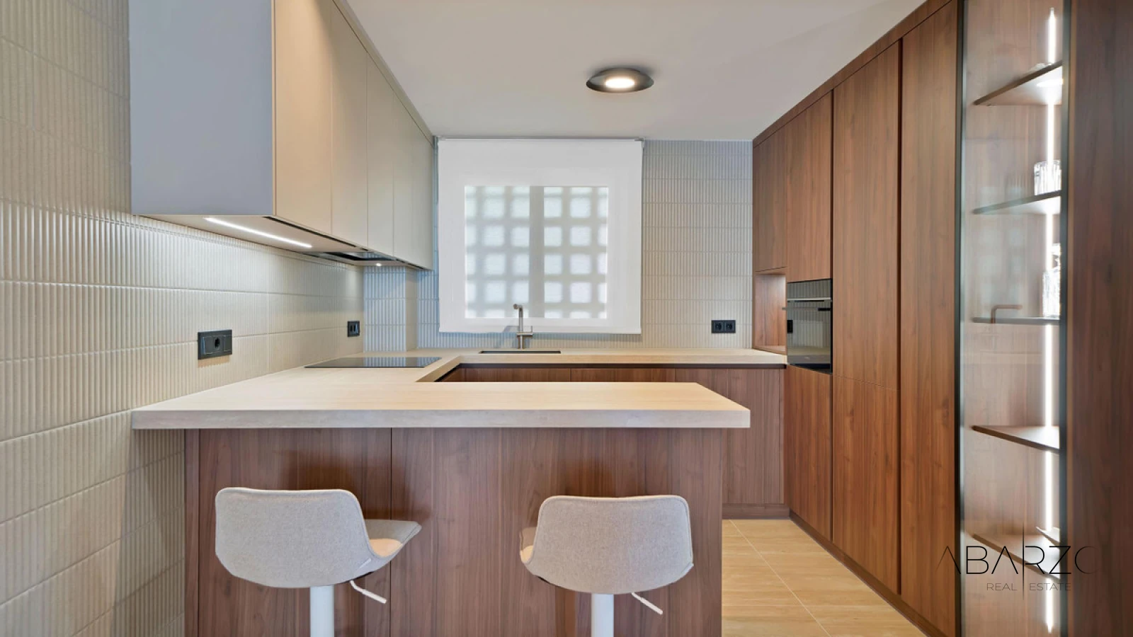 Apartamento en la Milla de Oro de Marbella con vistas al mar y aparcamiento — interior, Golden Mile, Marbella (7 of 19)
