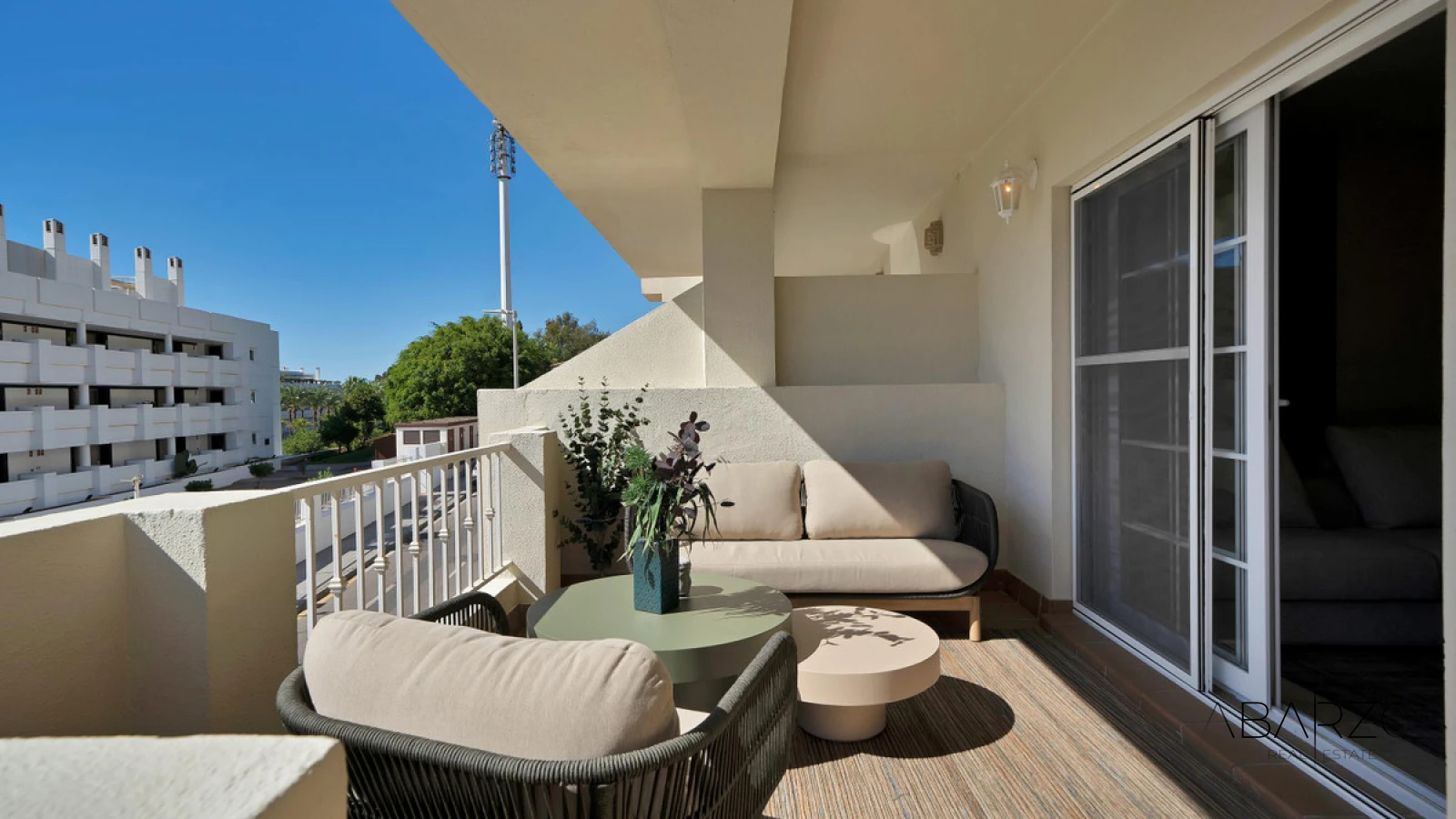 Apartamento en la Milla de Oro de Marbella con vistas al mar y aparcamiento — interior, Golden Mile, Marbella (18 of 19)