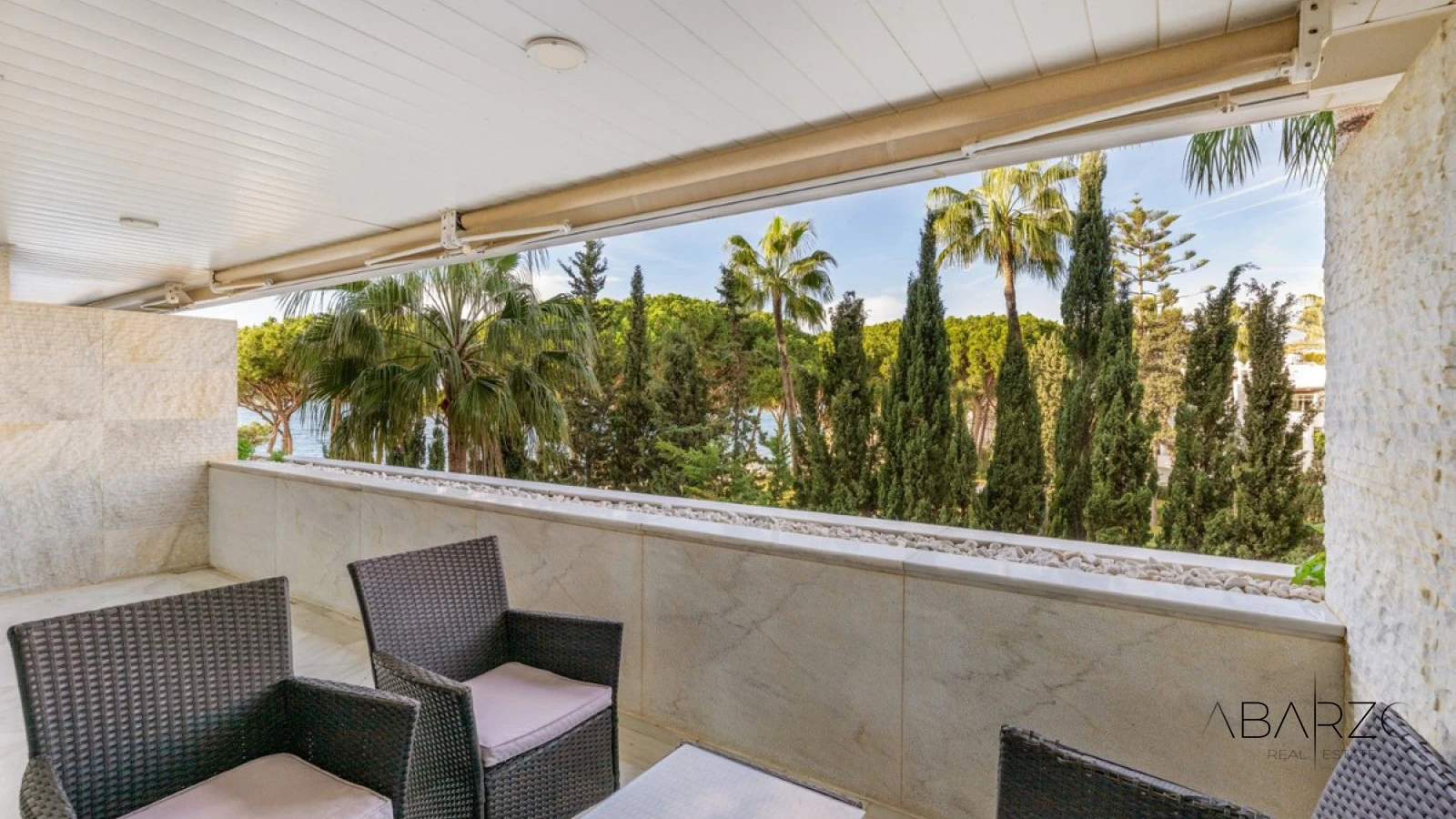 Apartamento con vistas al mar en la Milla de Oro, Marbella — interior, Marbella Centro, Marbella (11 of 31)