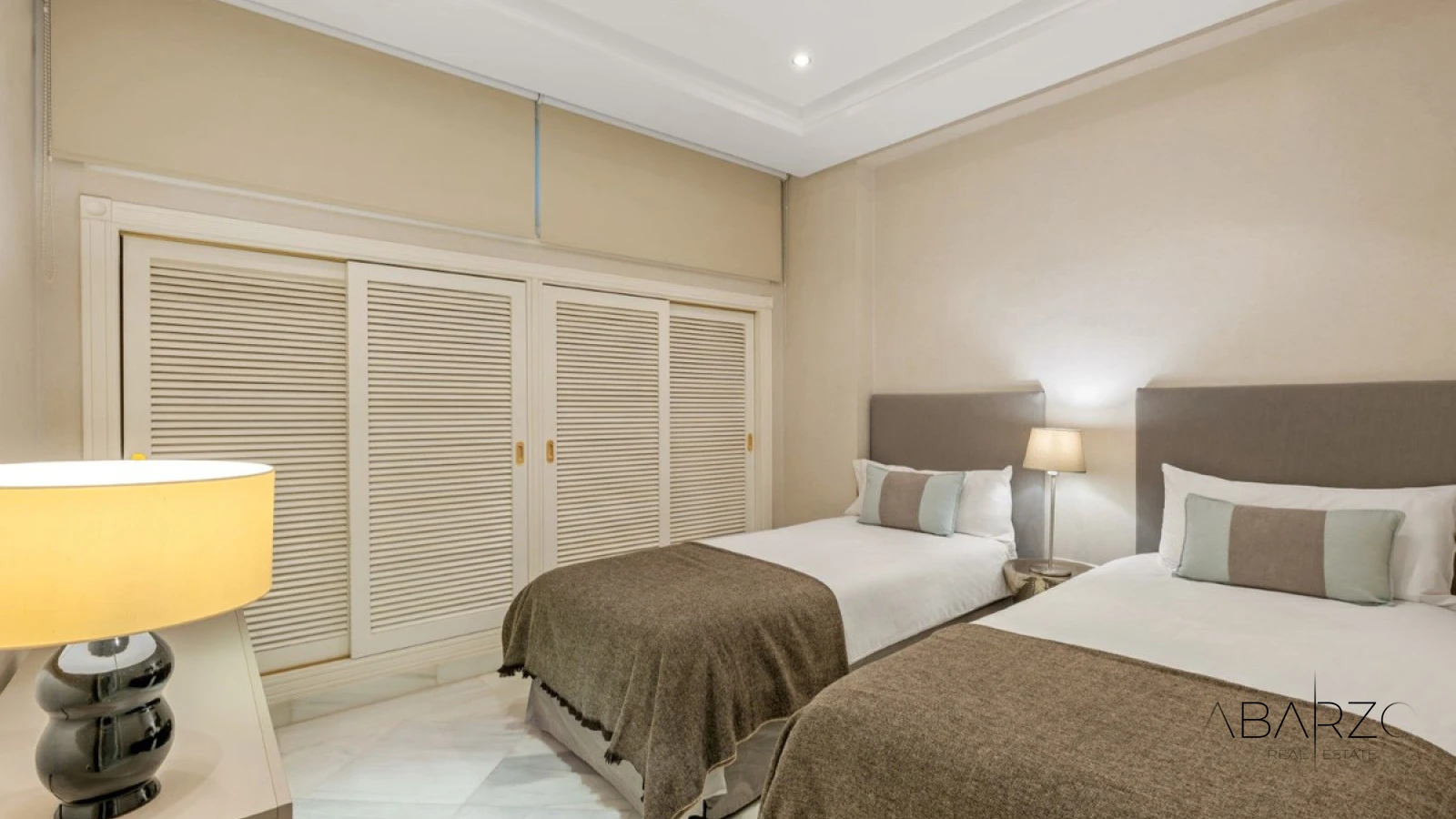 Apartamento con vistas al mar en la Milla de Oro, Marbella — interior, Marbella Centro, Marbella (22 of 31)