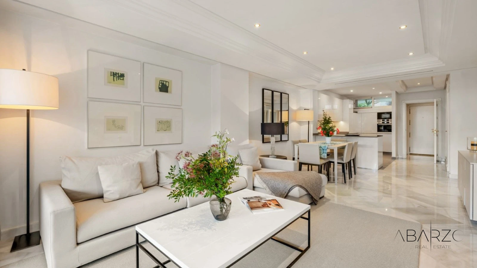 Apartamento con vistas al mar en la Milla de Oro, Marbella — interior, Marbella Centro, Marbella (3 of 31)