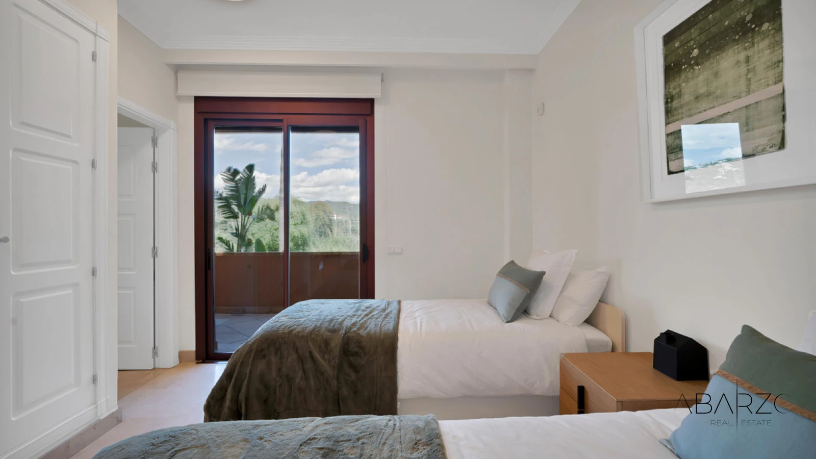 Apartamento frente al mar con terraza y estacionamiento en Marbella — interior, Marbella East, Marbella (48 of 49)