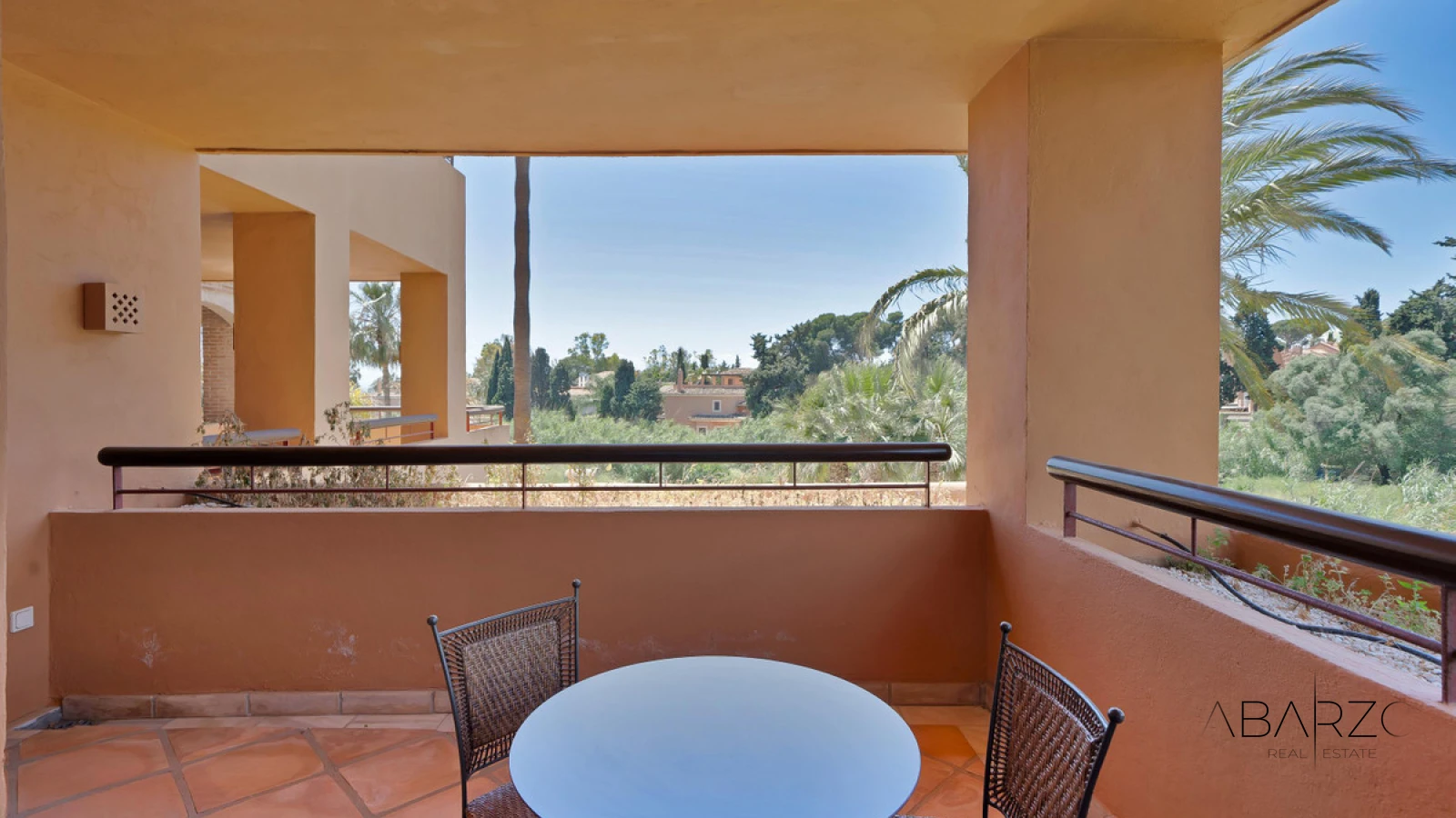 Apartamento frente al mar con terraza y estacionamiento en Marbella — interior, Marbella East, Marbella (36 of 49)
