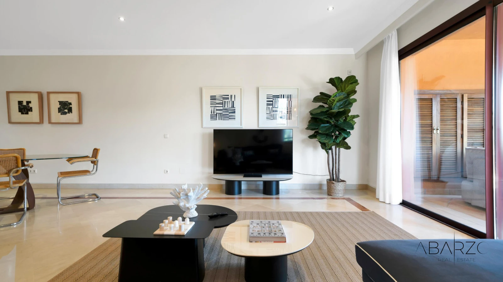 Apartamento frente al mar con terraza y estacionamiento en Marbella — interior, Marbella East, Marbella (22 of 49)