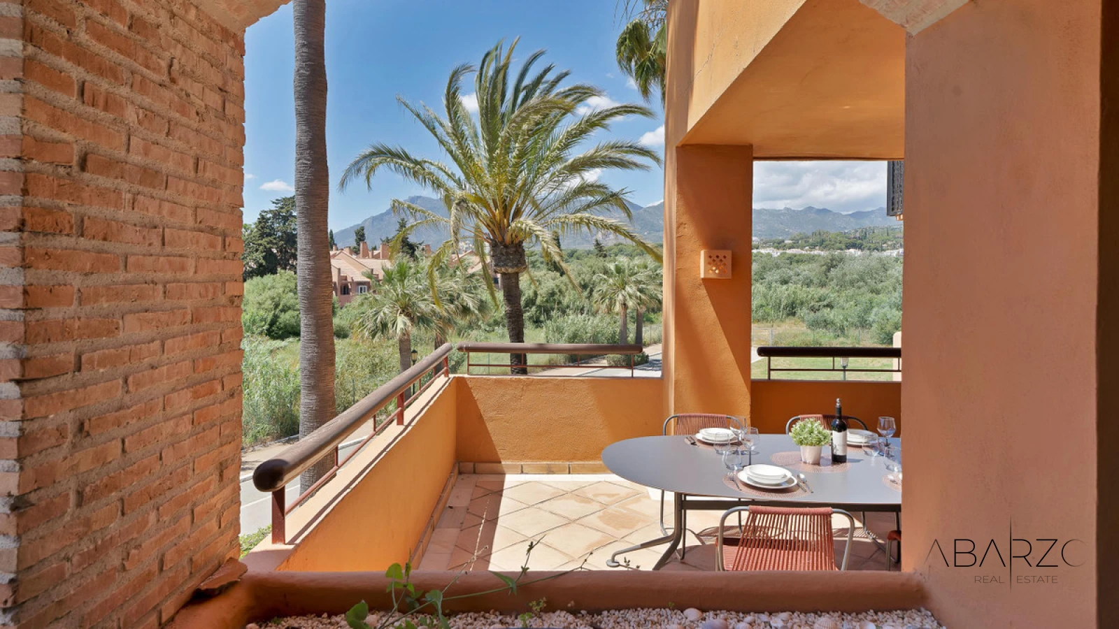 Apartamento frente al mar con terraza y estacionamiento en Marbella — interior, Marbella East, Marbella (32 of 49)