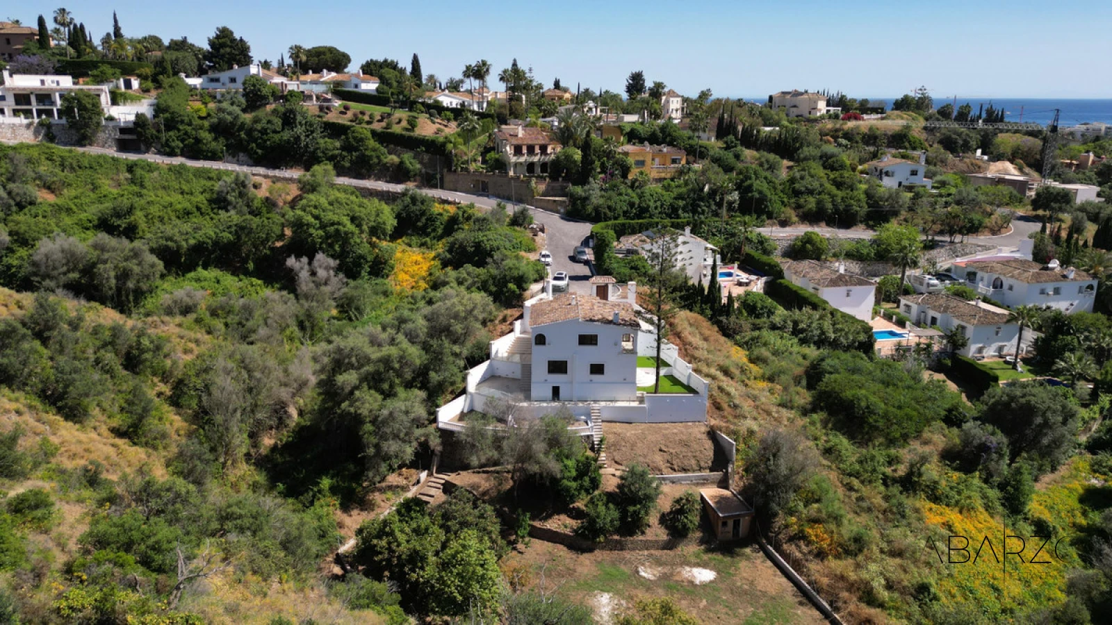 Villa Exclusiva en El Rosario con Vistas Panorámicas y Potencial de Construcción — interior, Marbella East, Marbella (16 of 32)