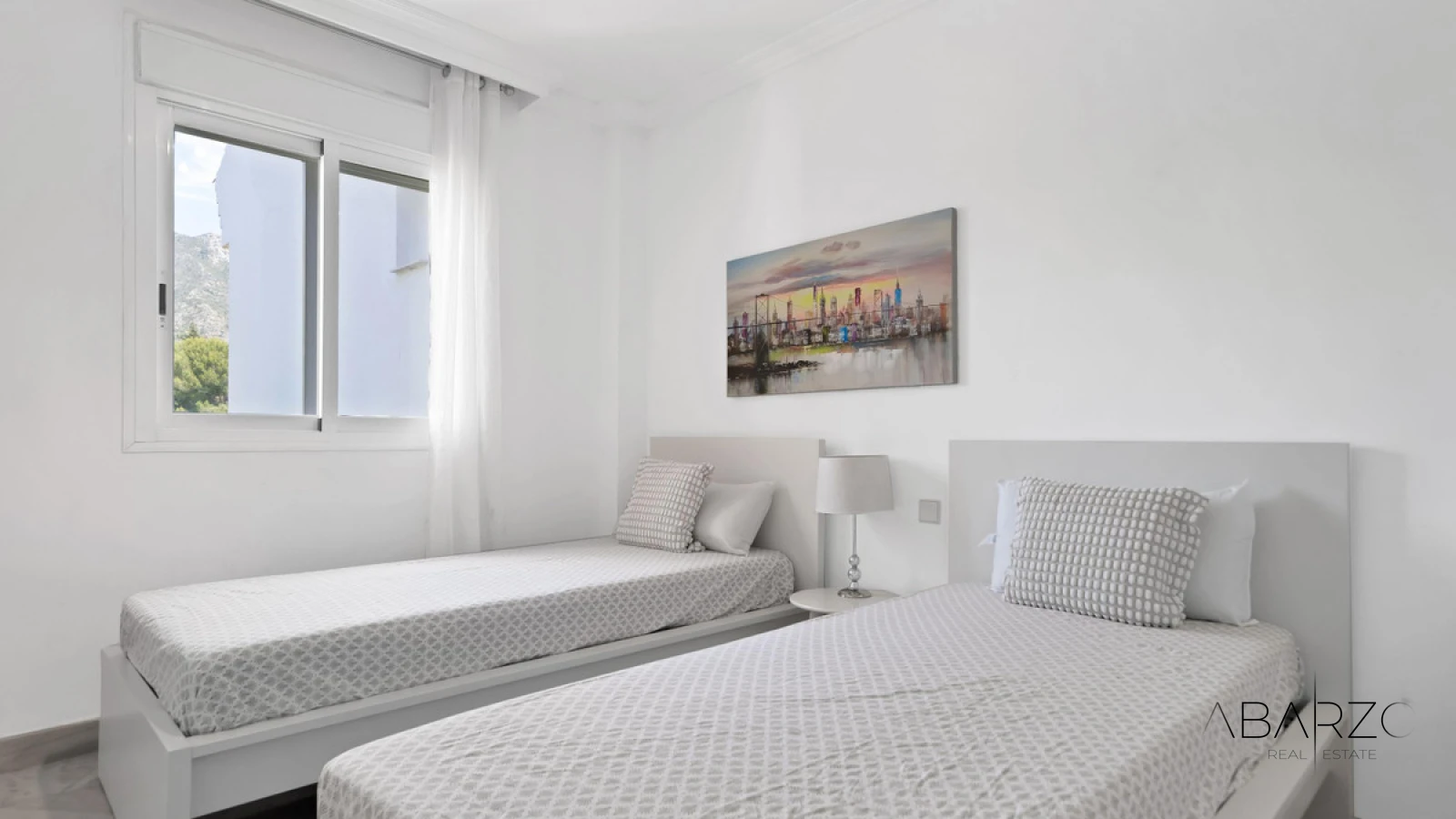 Exclusive duplex penthouse with sea views in Pinos de Nagüeles, Marbella Golden Mile — interior, Golden Mile, Marbella (20 of 22)