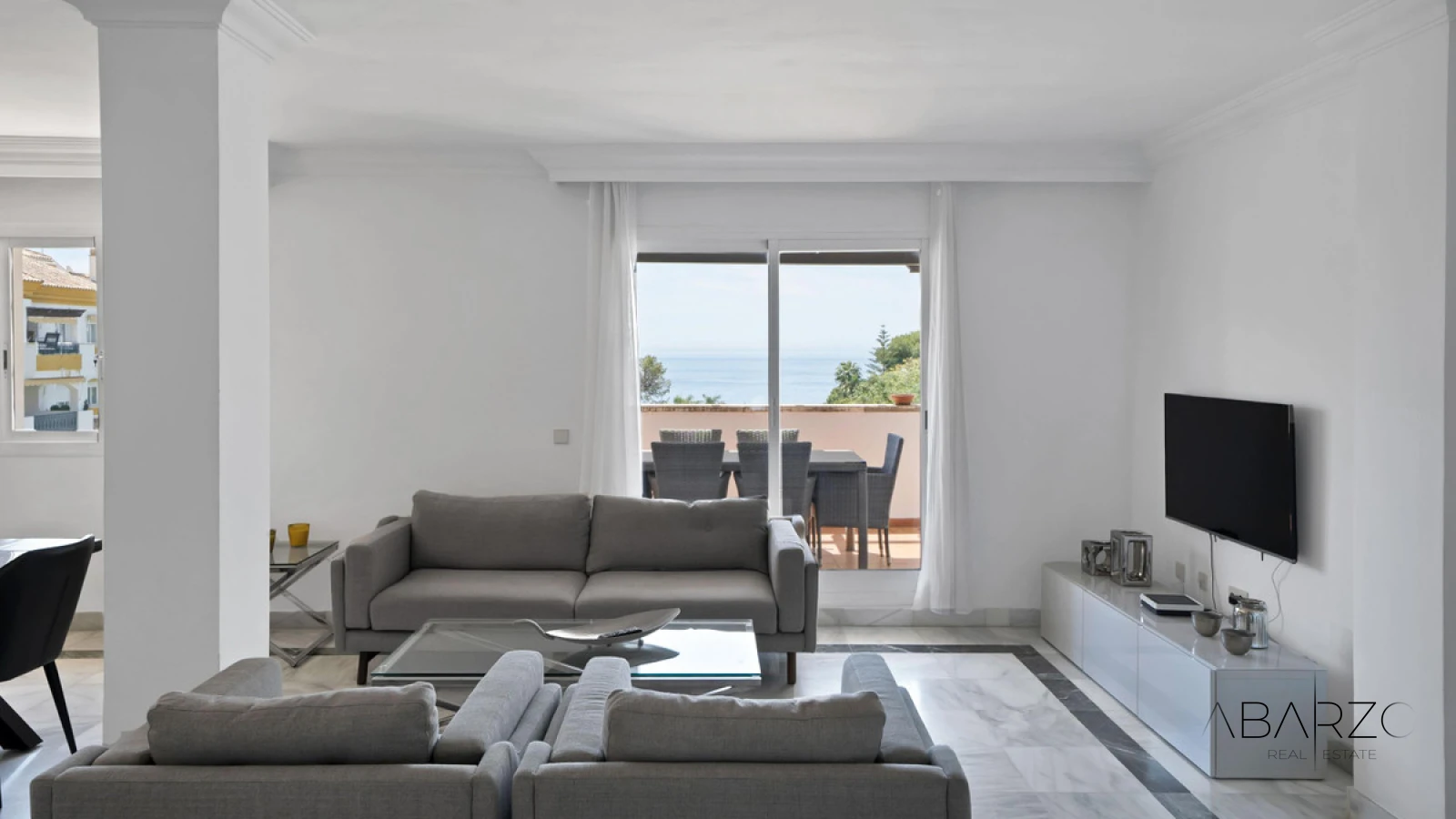 Exclusive duplex penthouse with sea views in Pinos de Nagüeles, Marbella Golden Mile — interior, Golden Mile, Marbella (3 of 22)