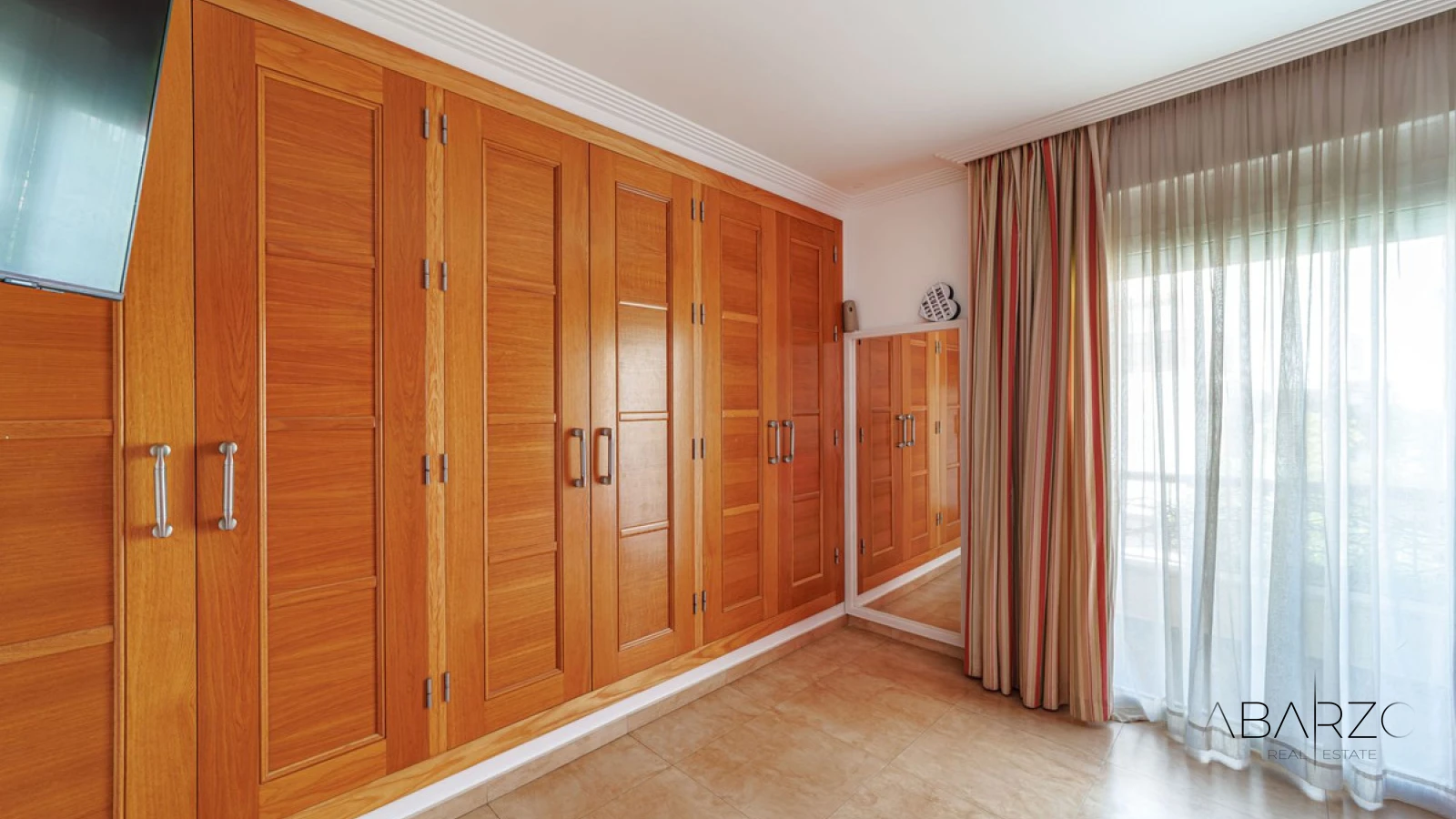 Villa independiente en Marbella con piscina cubierta, cine y gimnasio — interior, Marbella Centro, Marbella (27 of 42)
