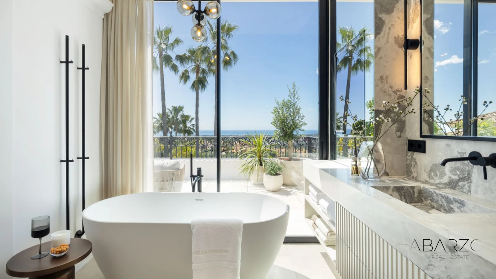 Luxury Villa with Golf and Sea Views in Los Arqueros, Benahavis — interior, Los Arqueros, Benahavís (16 of 32)