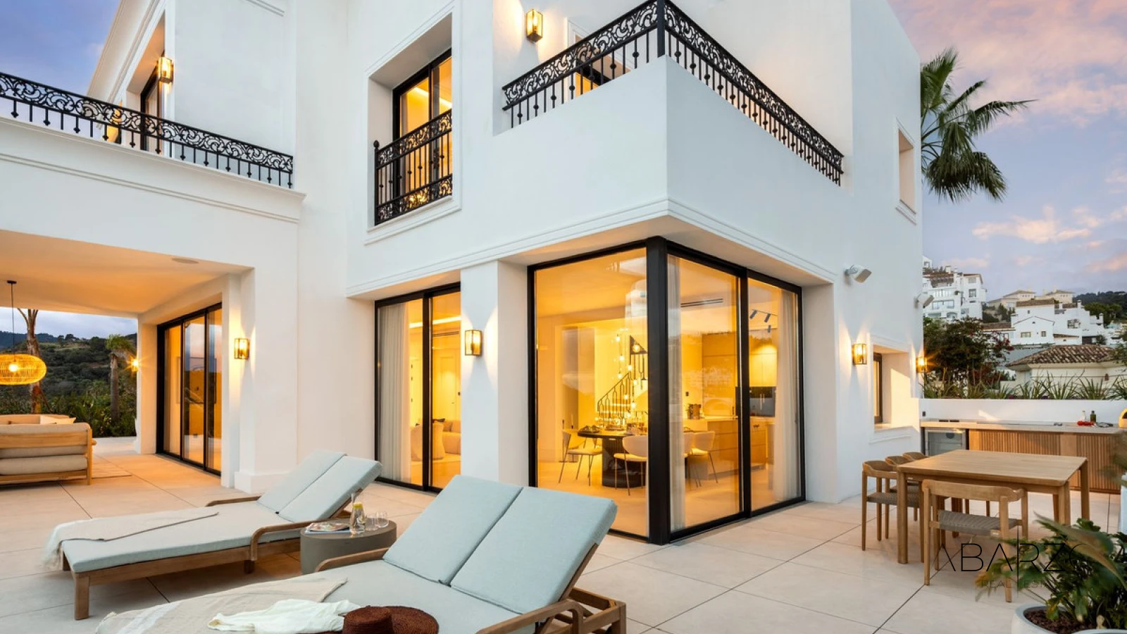 Luxury Villa with Golf and Sea Views in Los Arqueros, Benahavis — interior, Los Arqueros, Benahavís (29 of 32)