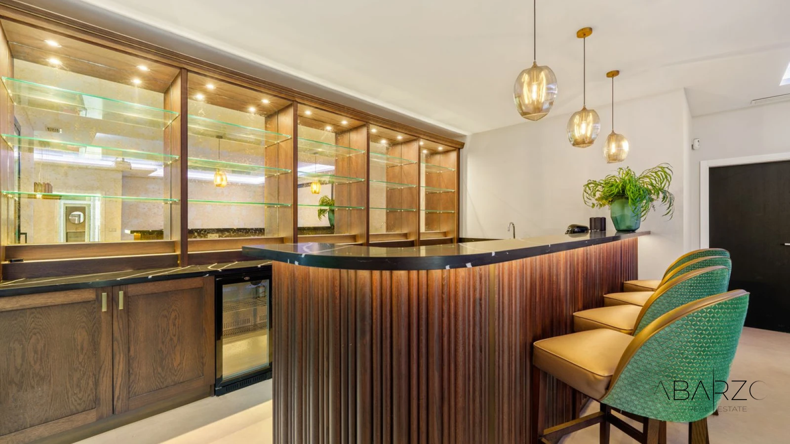 Contemporary Residence with Pool and Entertainment Area in La Quinta, Marbella — interior, La Quinta, Benahavís (44 of 45)