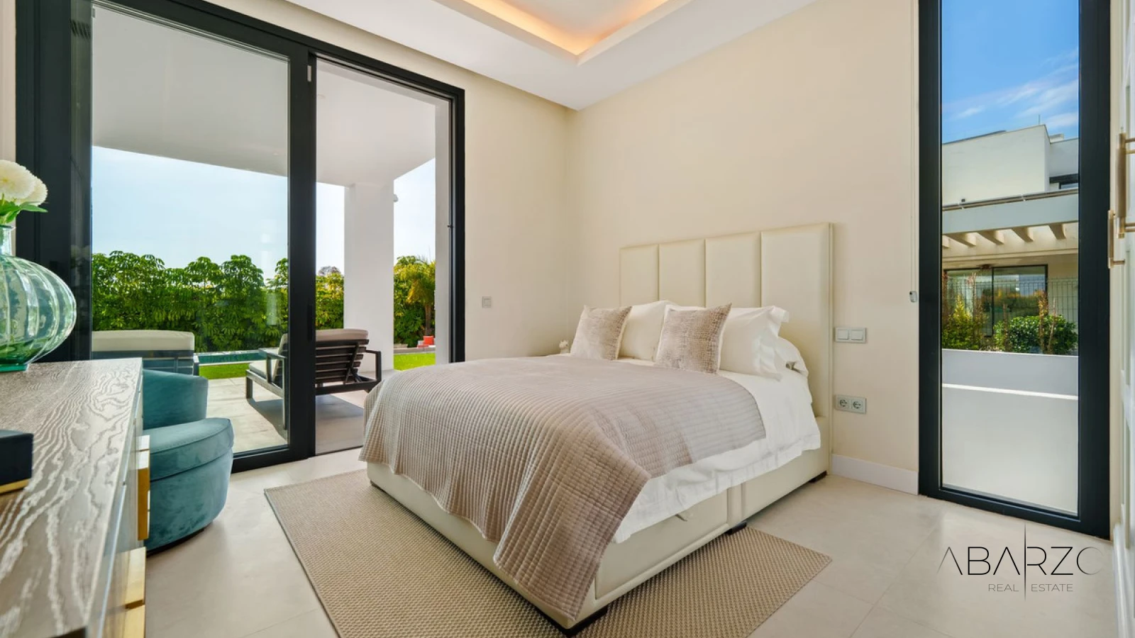 Contemporary Residence with Pool and Entertainment Area in La Quinta, Marbella — interior, La Quinta, Benahavís (14 of 45)
