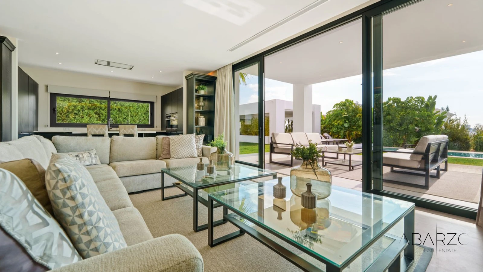 Contemporary Residence with Pool and Entertainment Area in La Quinta, Marbella — interior, La Quinta, Benahavís (8 of 45)