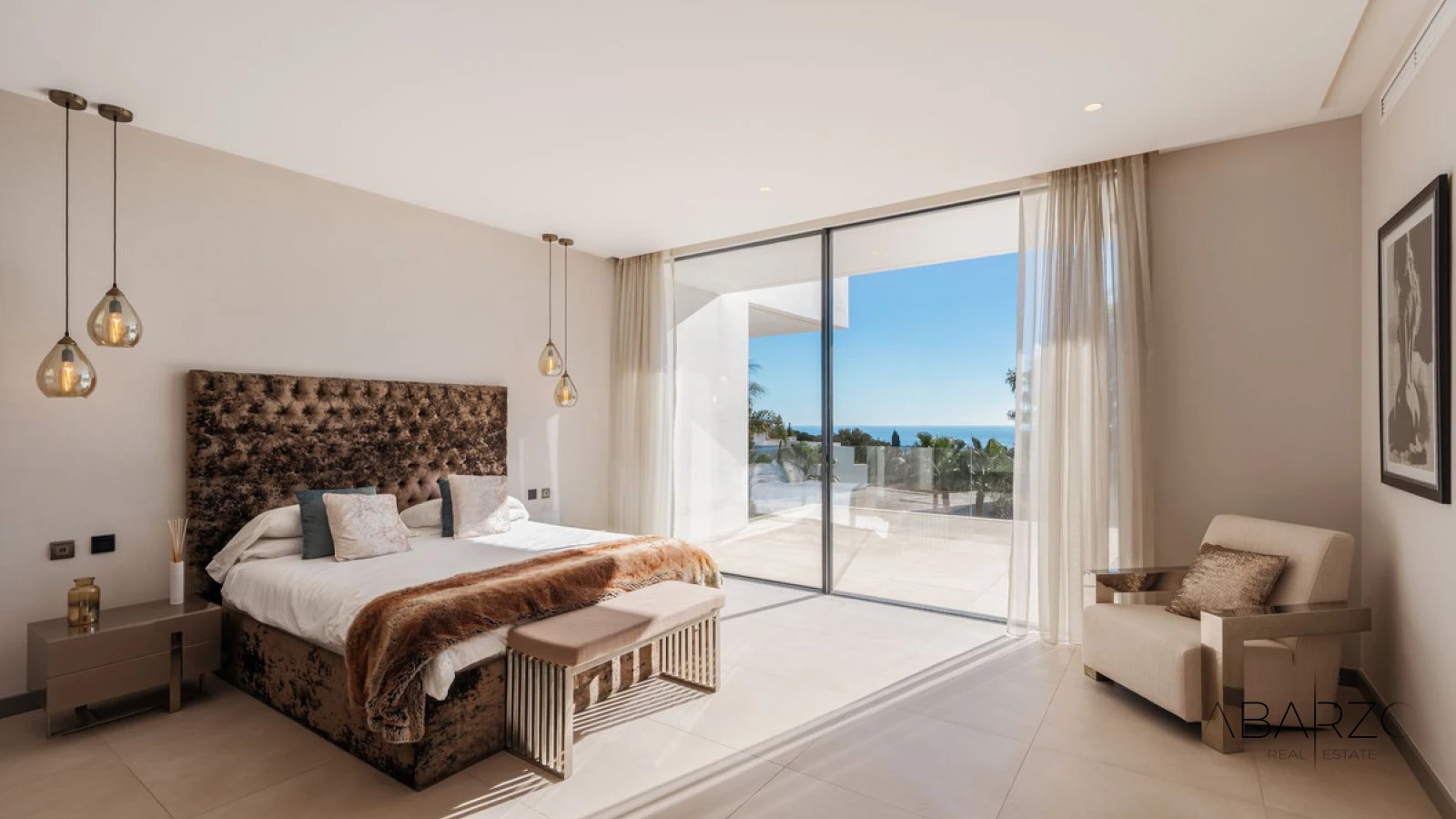 Luxury Mediterranean villa with sea views in gated El Madroñal, Benahavís — interior, El Madroñal, Benahavís (19 of 49)