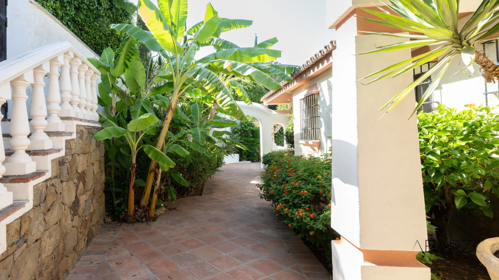 Villa con vistas al mar y piscina privada en Marbella — interior, Marbella East, Marbella (22 of 27)