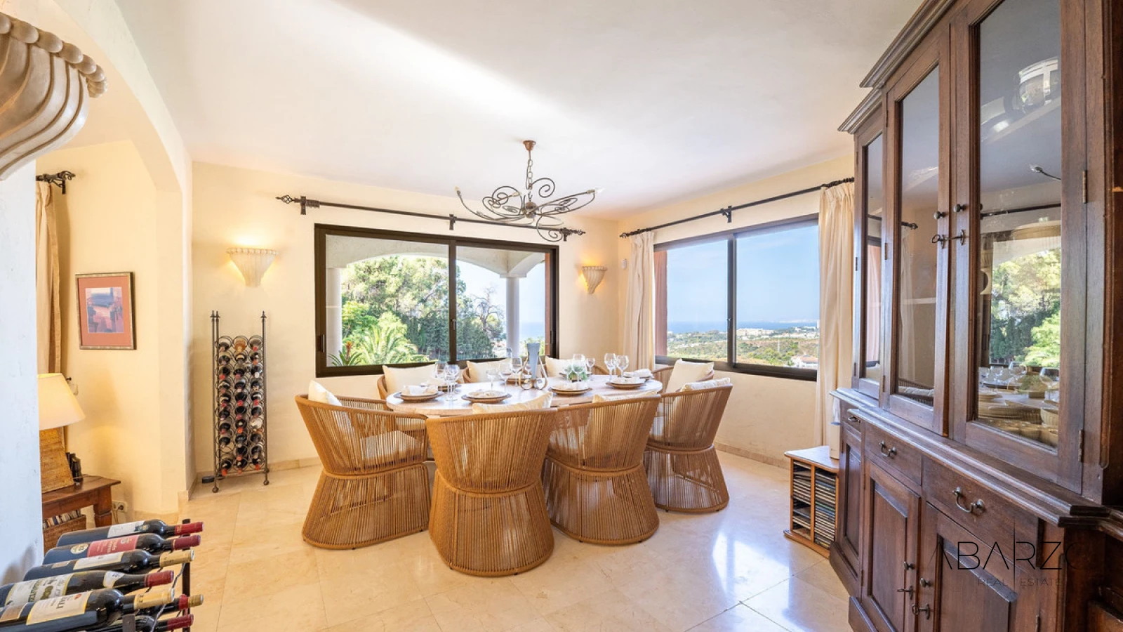Villa con vistas al mar y piscina privada en Marbella — interior, Marbella East, Marbella (3 of 27)