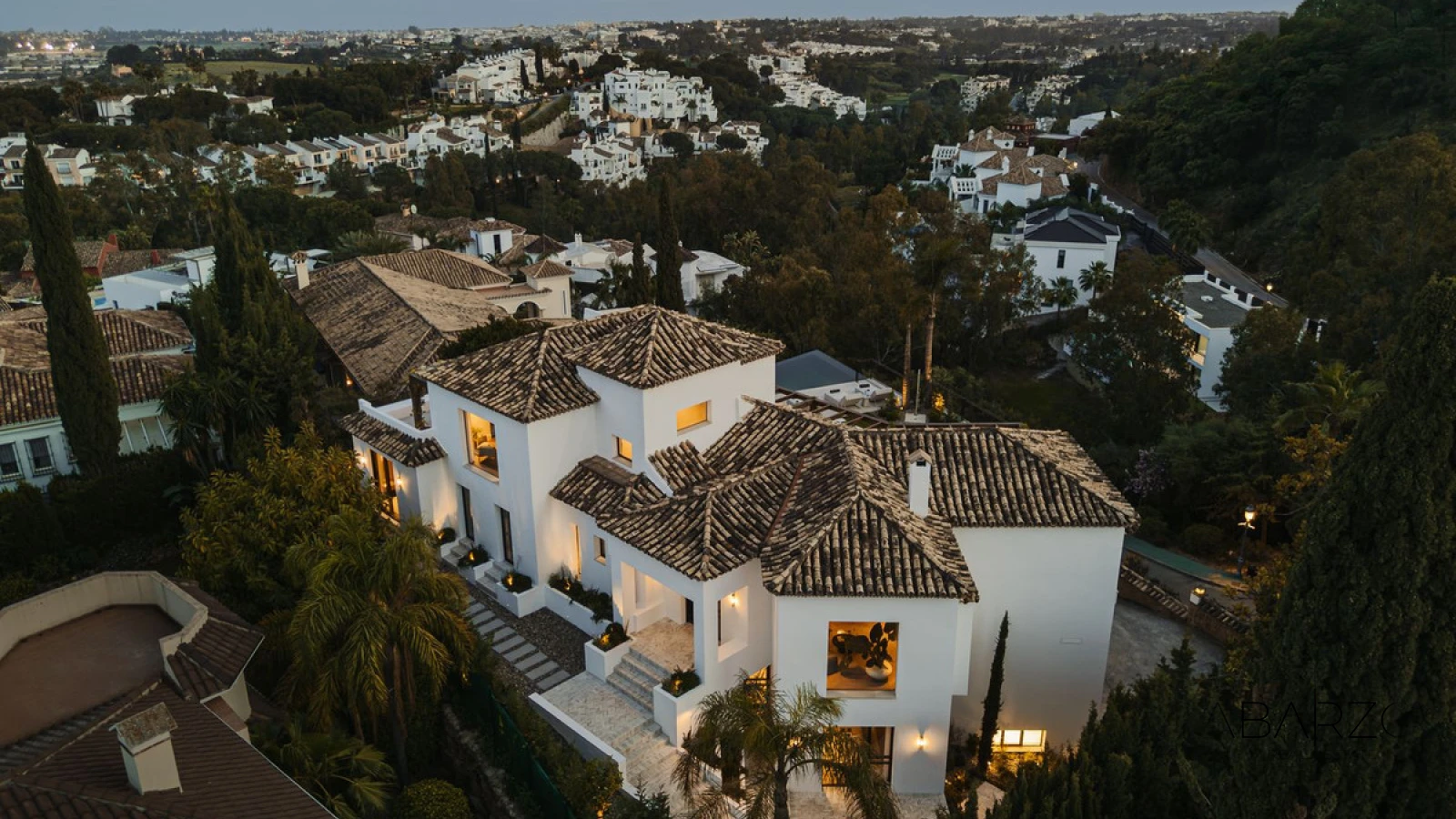 Exclusive Luxury Residence with Sea Views in El Herrojo, La Quinta — interior, La Quinta, Benahavís (10 of 47)