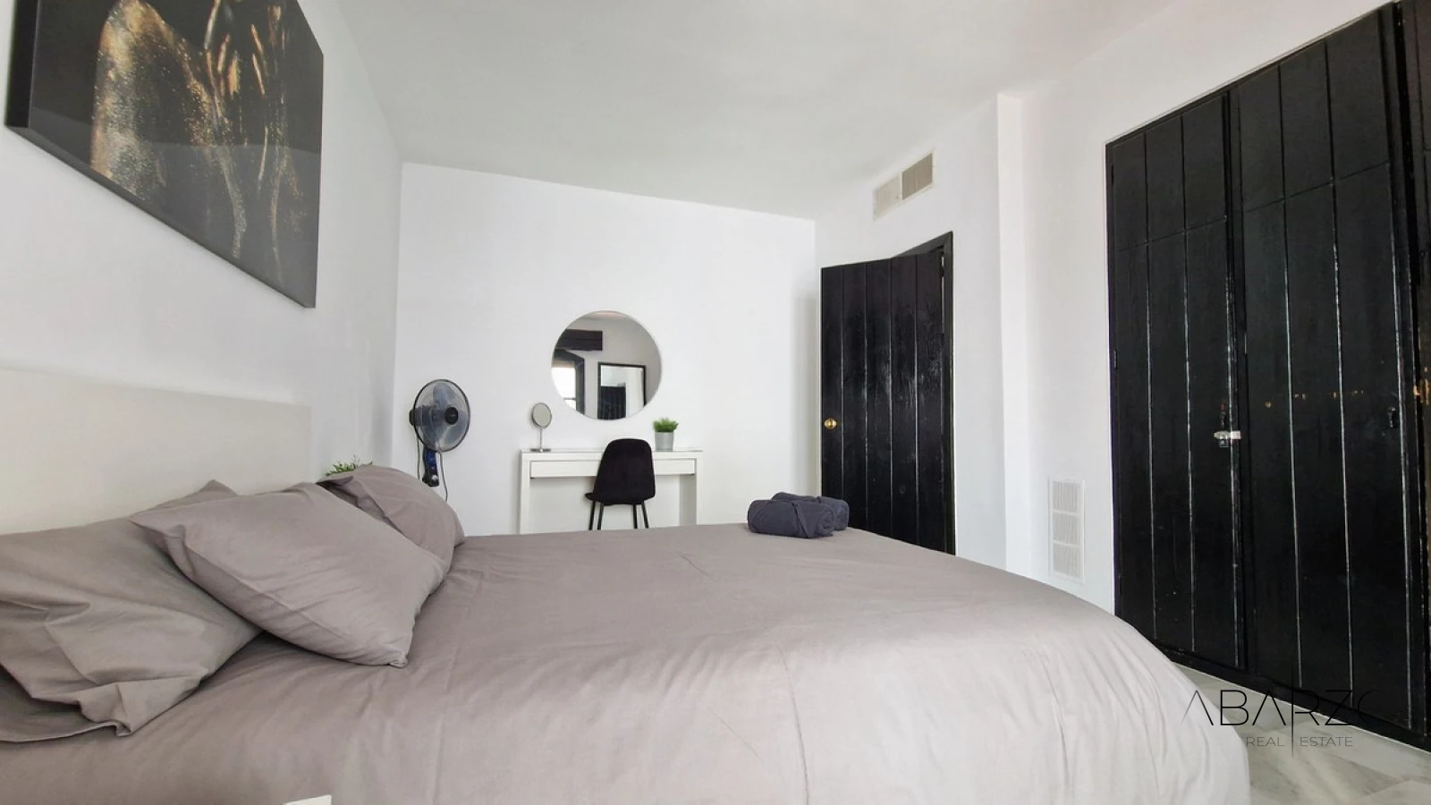 Spacious Apartment for Sale in Quiet Area of Puerto Banús with Terrace and Rental License — interior, Puerto Banús, Marbella (15 of 29)
