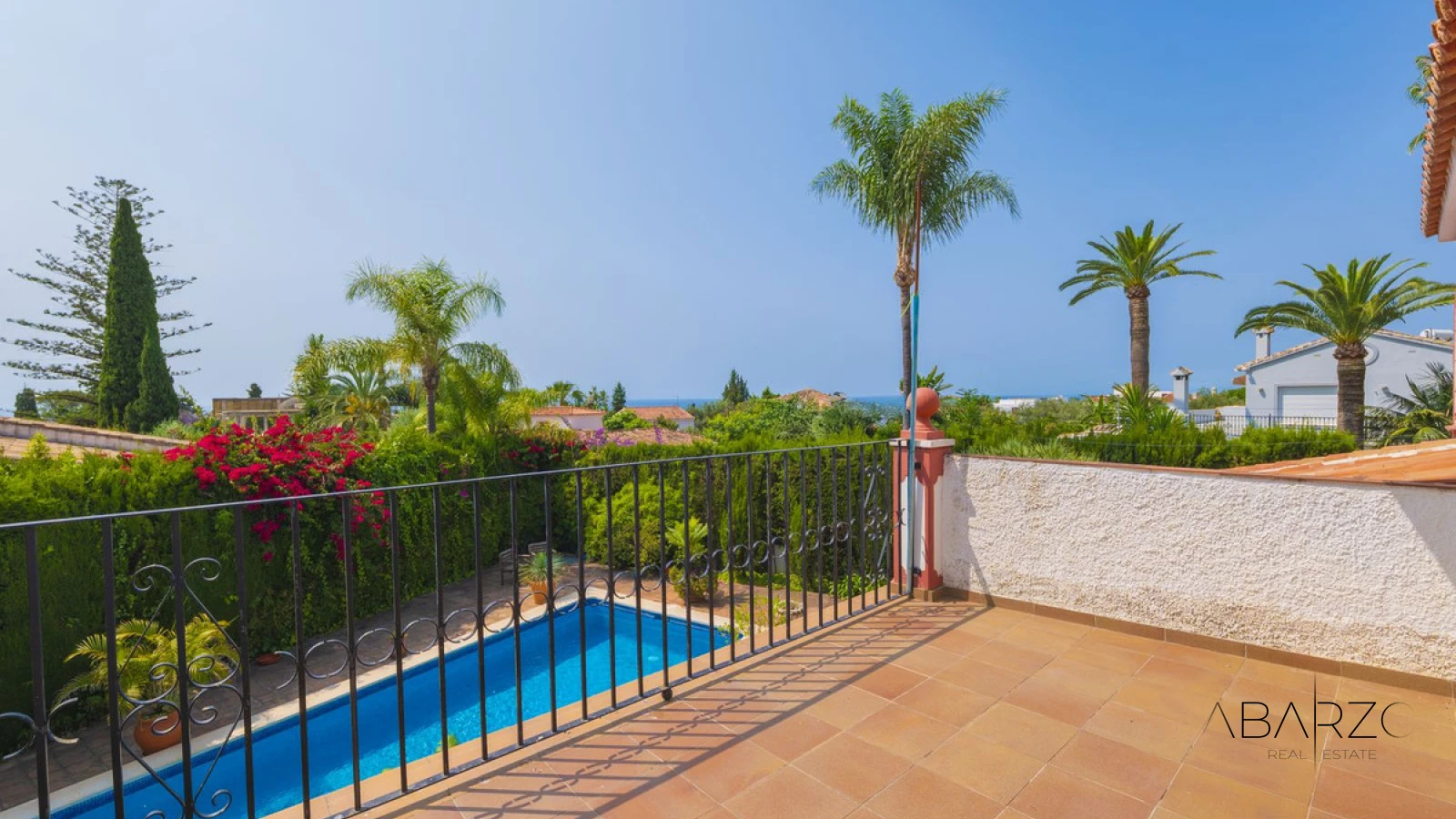 Villa andaluza con piscina privada y vistas en Marbella — interior, Marbella Centro, Marbella (3 of 48)