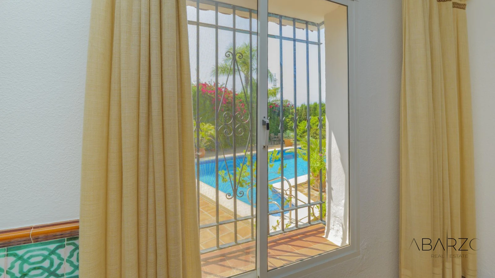 Villa andaluza con piscina privada y vistas en Marbella — interior, Marbella Centro, Marbella (36 of 48)