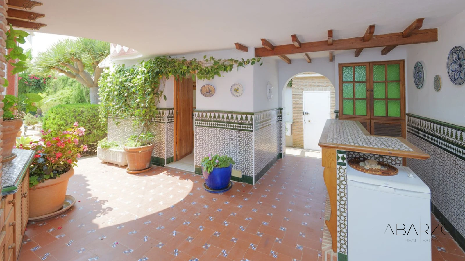 Villa andaluza con piscina privada y vistas en Marbella — interior, Marbella Centro, Marbella (22 of 48)