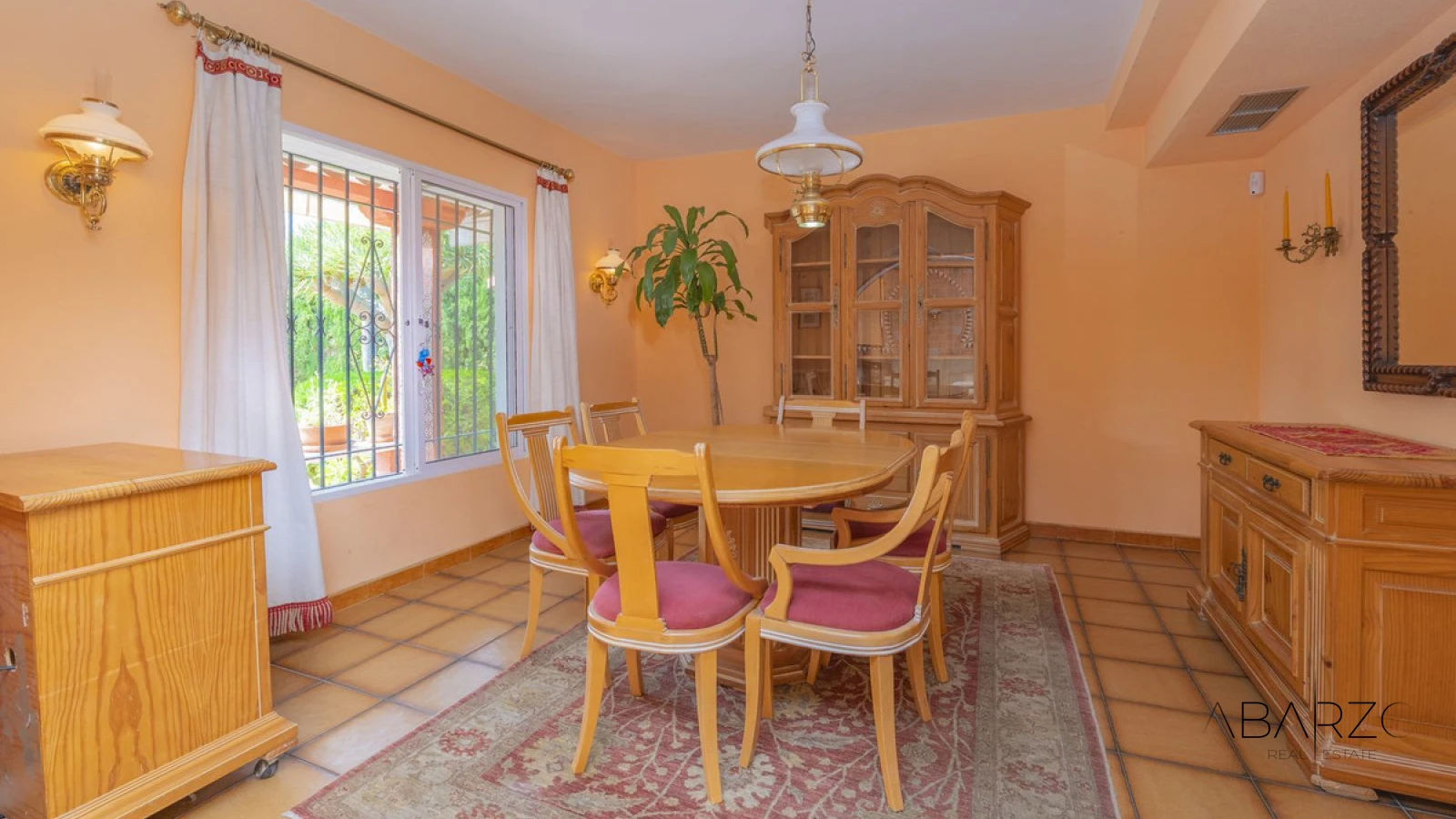 Villa andaluza con piscina privada y vistas en Marbella — interior, Marbella Centro, Marbella (29 of 48)