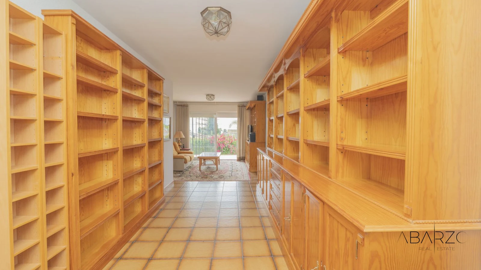 Villa andaluza con piscina privada y vistas en Marbella — interior, Marbella Centro, Marbella (44 of 48)