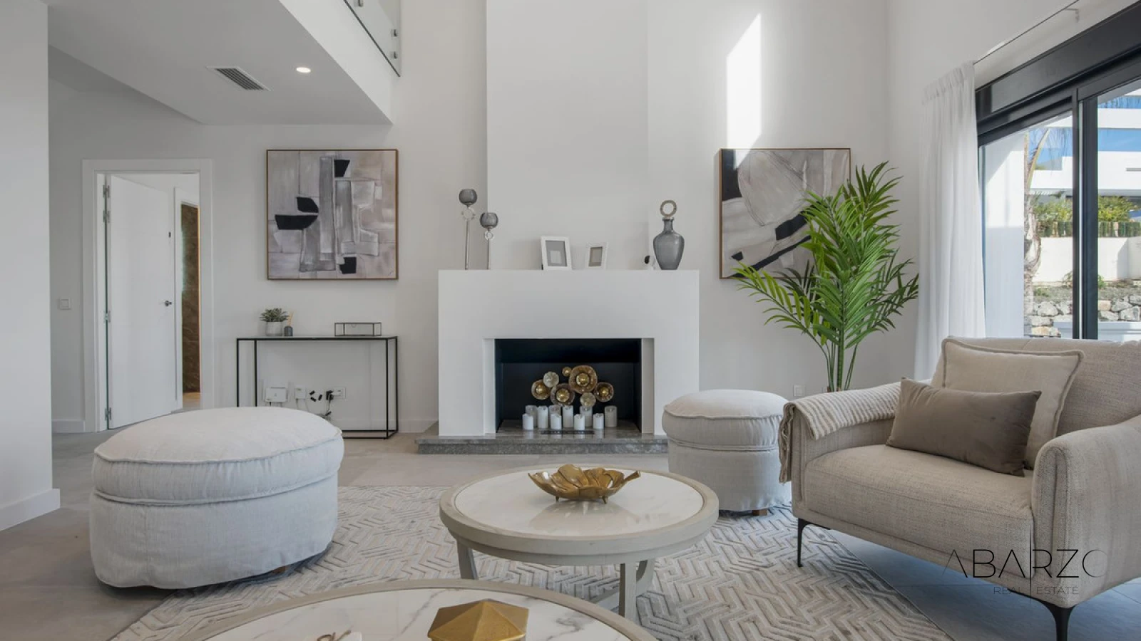 Fully Renovated Villa with Panoramic Sea Views in Los Flamingos Golf Resort — interior, Los Flamingos, Benahavís (23 of 49)