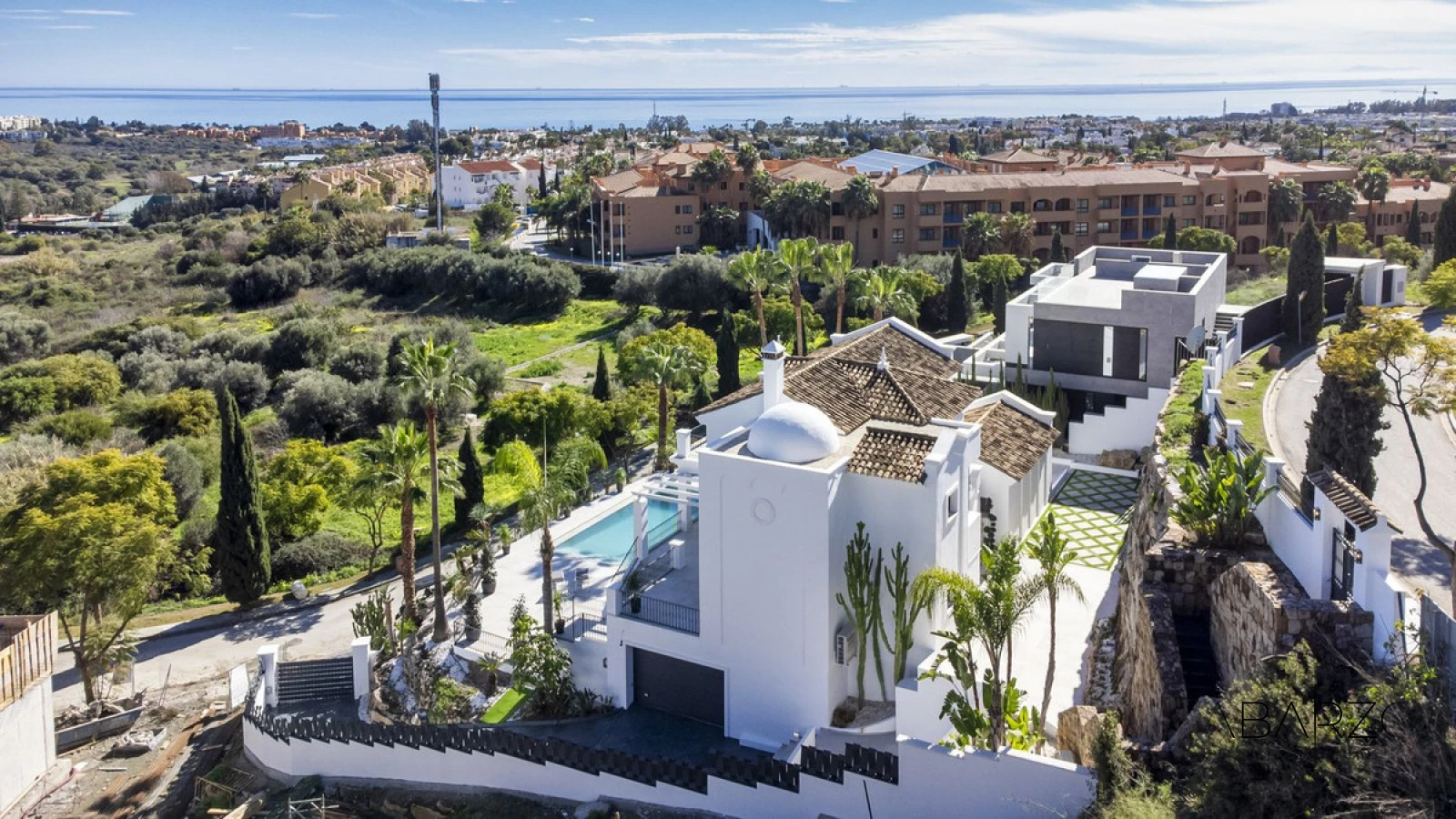 Fully Renovated Villa with Panoramic Sea Views in Los Flamingos Golf Resort — interior, Los Flamingos, Benahavís (11 of 49)