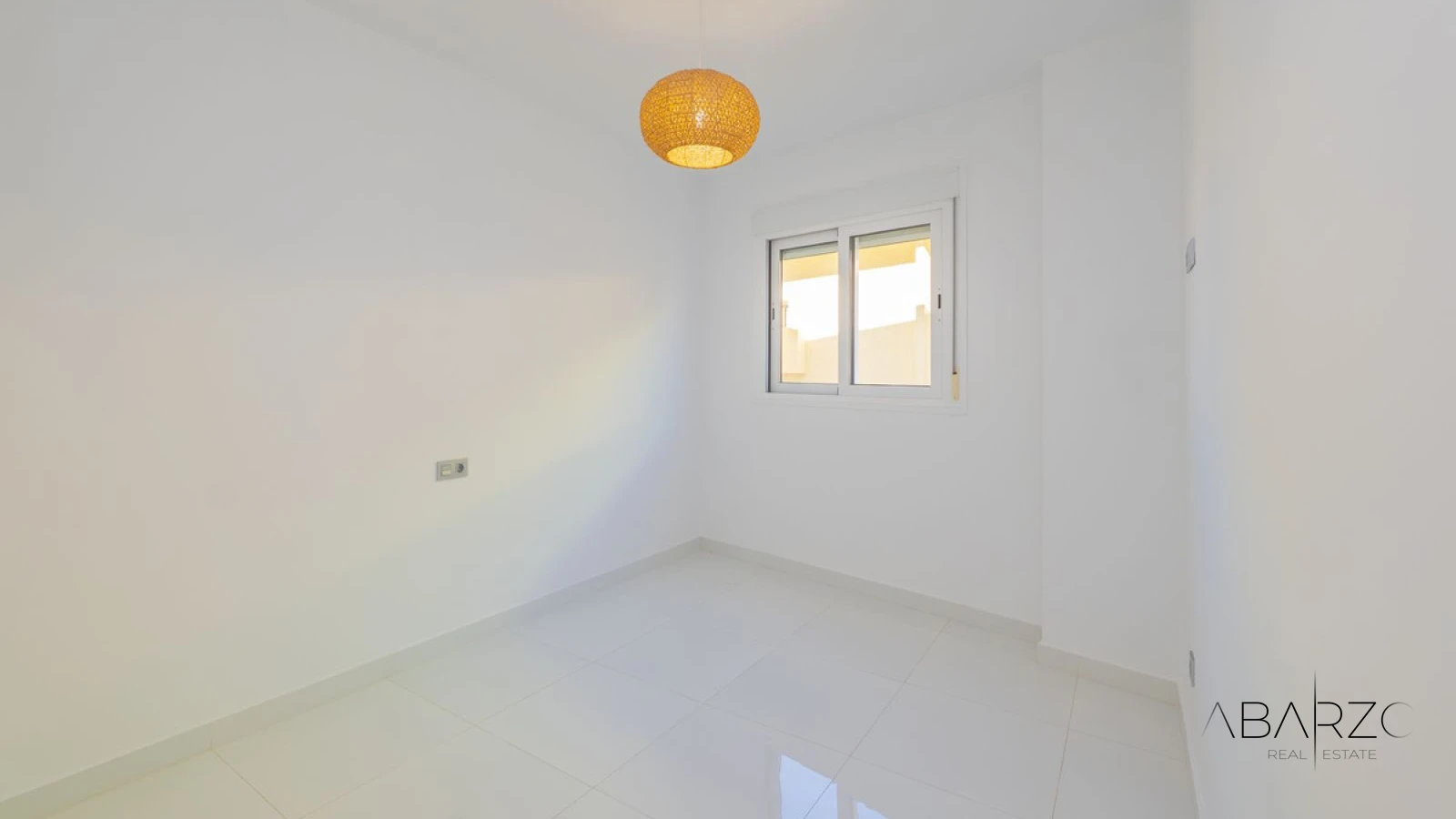 Charming three-bedroom apartment with sea views in Marbella center — interior, Marbella Centro, Marbella (15 of 31)