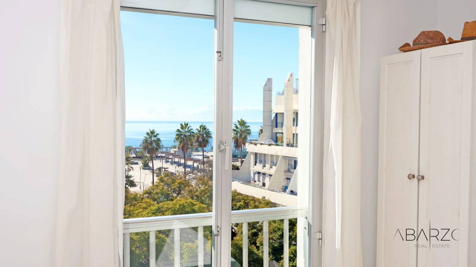 Charming 3-Bedroom Apartment in Marbella Center with Terrace and Near Beach — interior, Marbella Centro, Marbella (18 of 19)