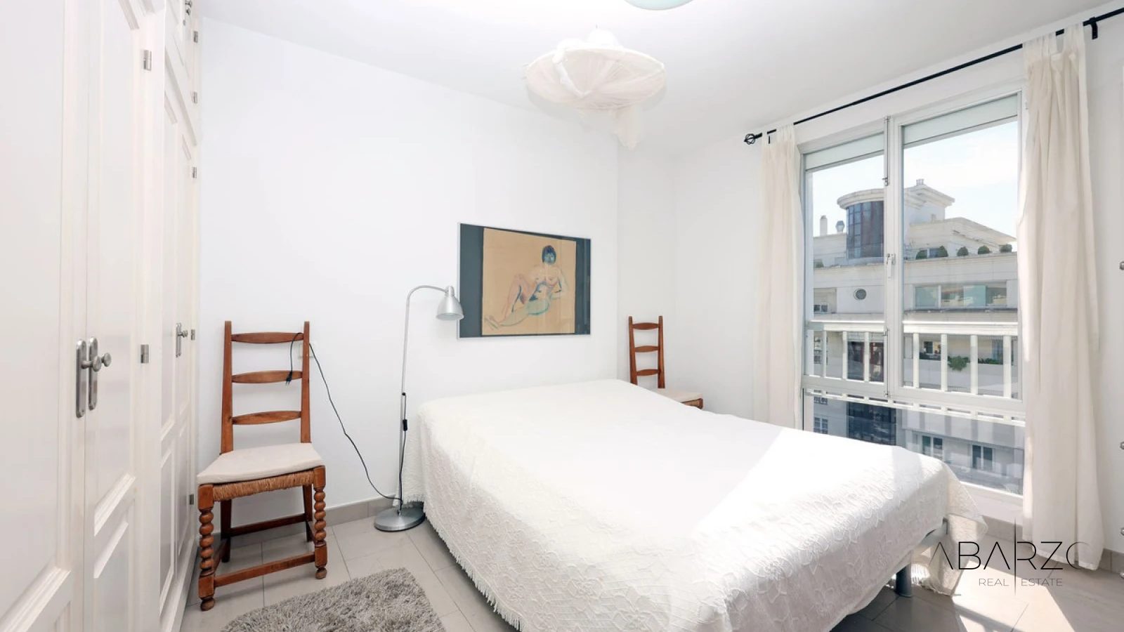 Charming 3-Bedroom Apartment in Marbella Center with Terrace and Near Beach — interior, Marbella Centro, Marbella (8 of 19)