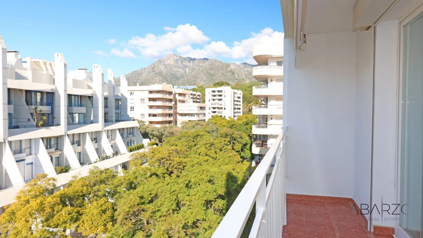 Charming 3-Bedroom Apartment in Marbella Center with Terrace and Near Beach — luxury property for sale in Marbella Centro, Marbella