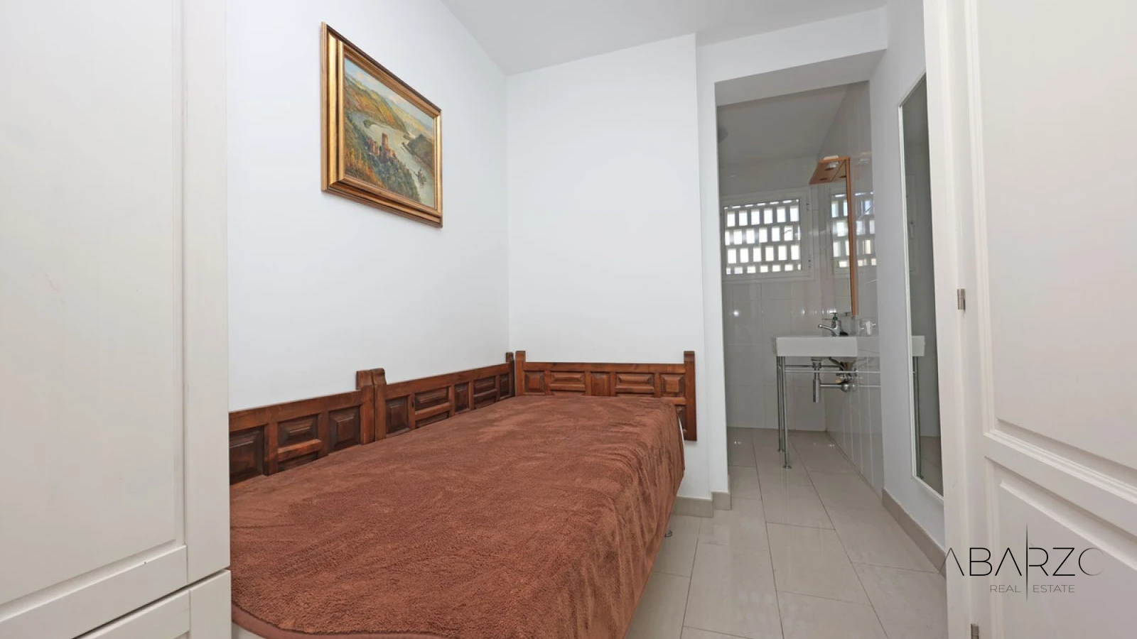 Charming 3-Bedroom Apartment in Marbella Center with Terrace and Near Beach — interior, Marbella Centro, Marbella (11 of 19)