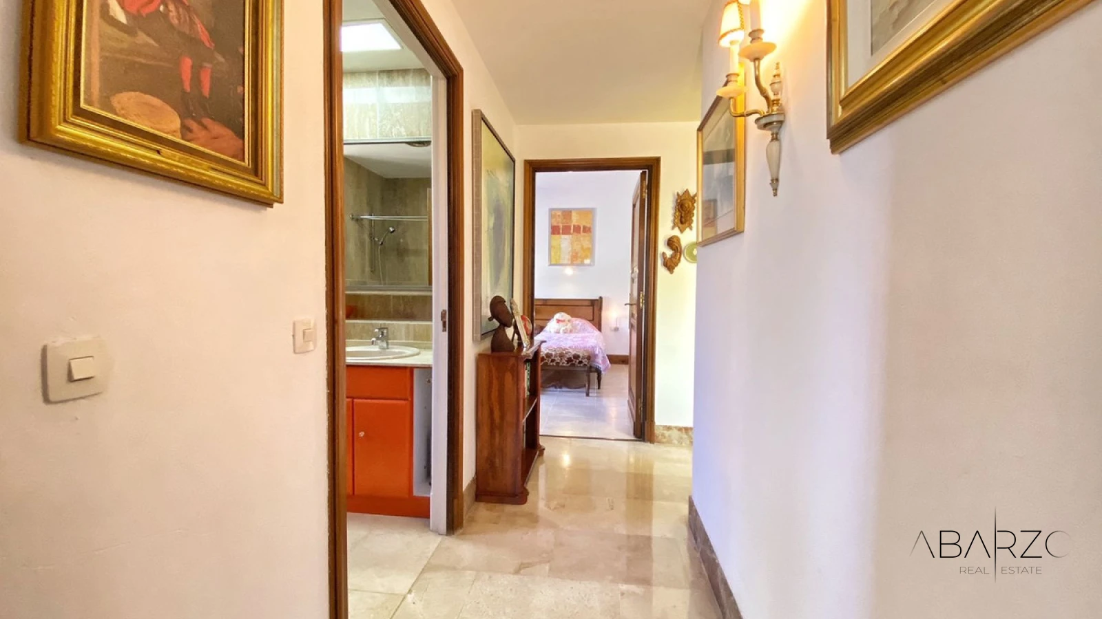 Impresionante Villa Independiente en el Centro de Marbella con Vistas al Mar y Amplios Espacios — interior, Marbella Centro, Marbella (42 of 45)